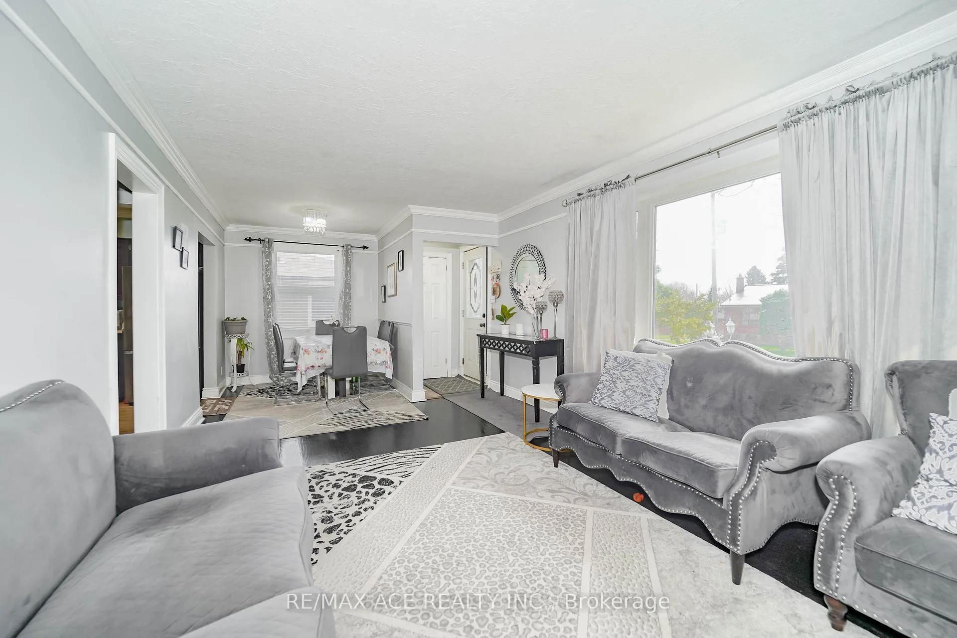 Photo 14 of 1425 Lakefield Drive, Oshawa, Lakeview — HOMEH