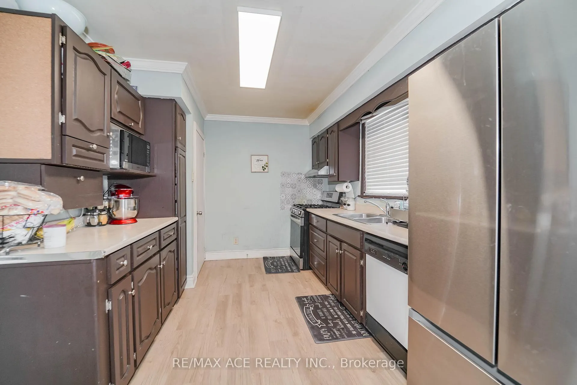 Photo 18 of 1425 Lakefield Drive, Oshawa, Lakeview — HOMEH