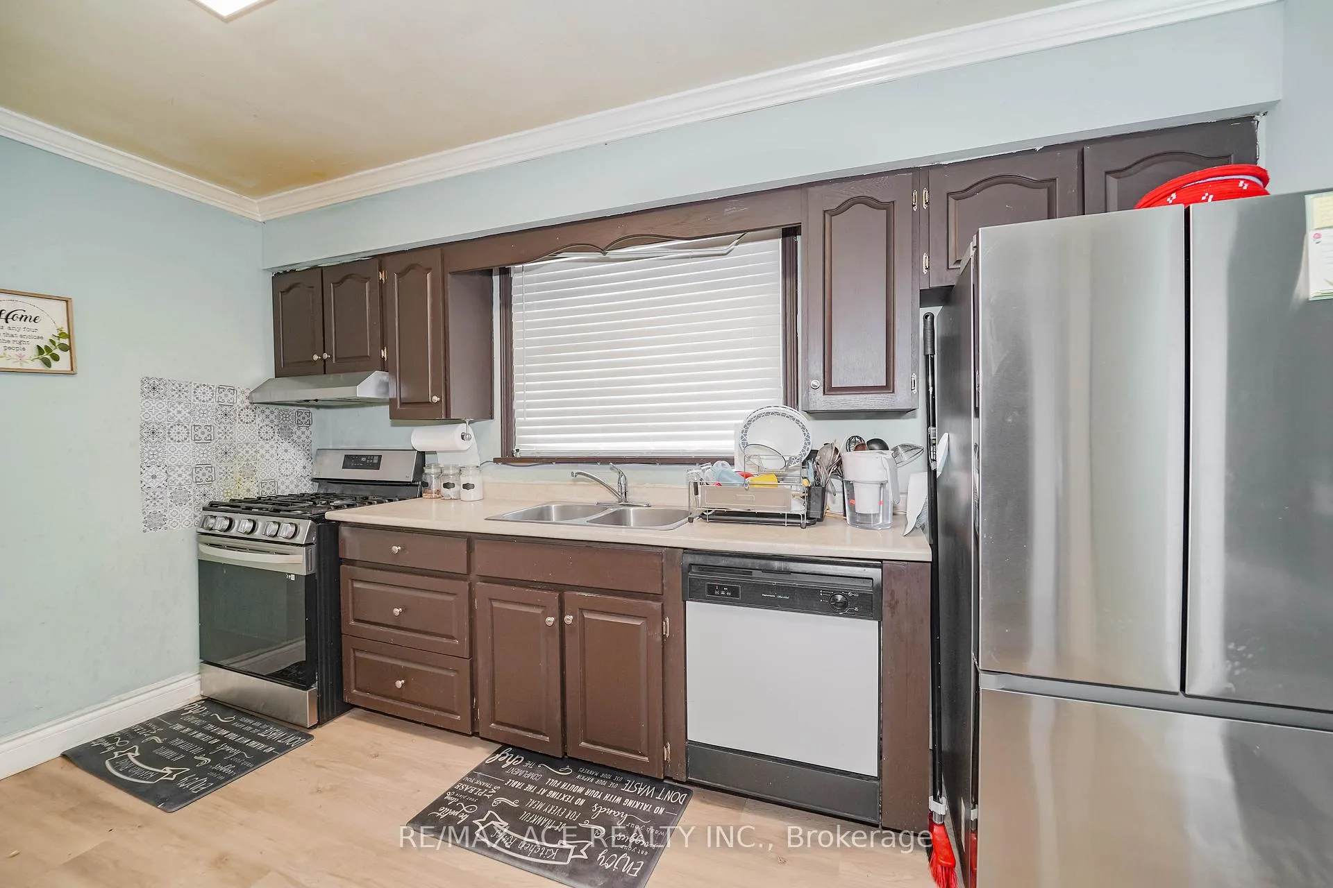 Photo 23 of 1425 Lakefield Drive, Oshawa, Lakeview — HOMEH