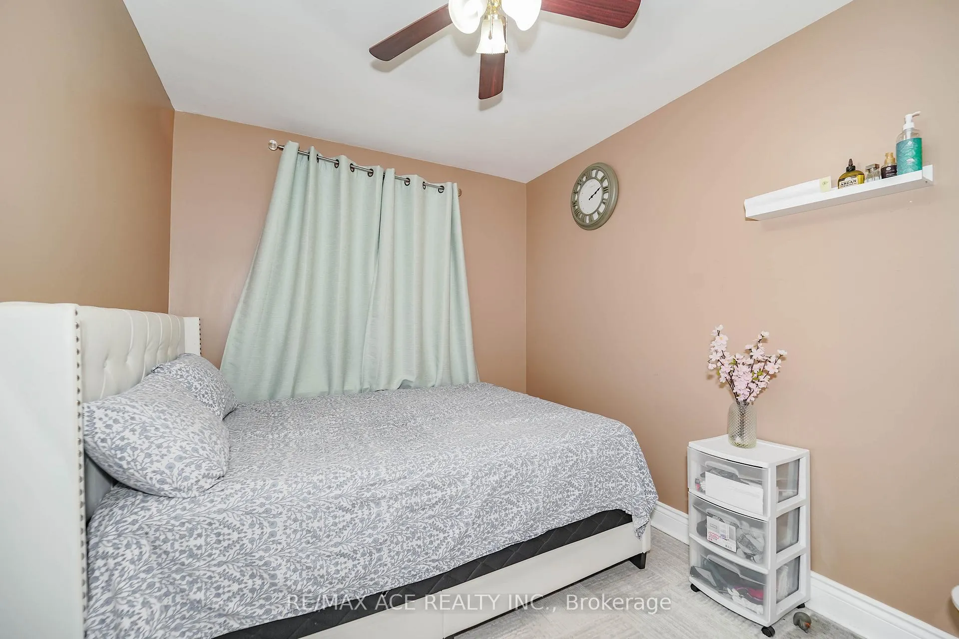 Photo 24 of 1425 Lakefield Drive, Oshawa, Lakeview — HOMEH