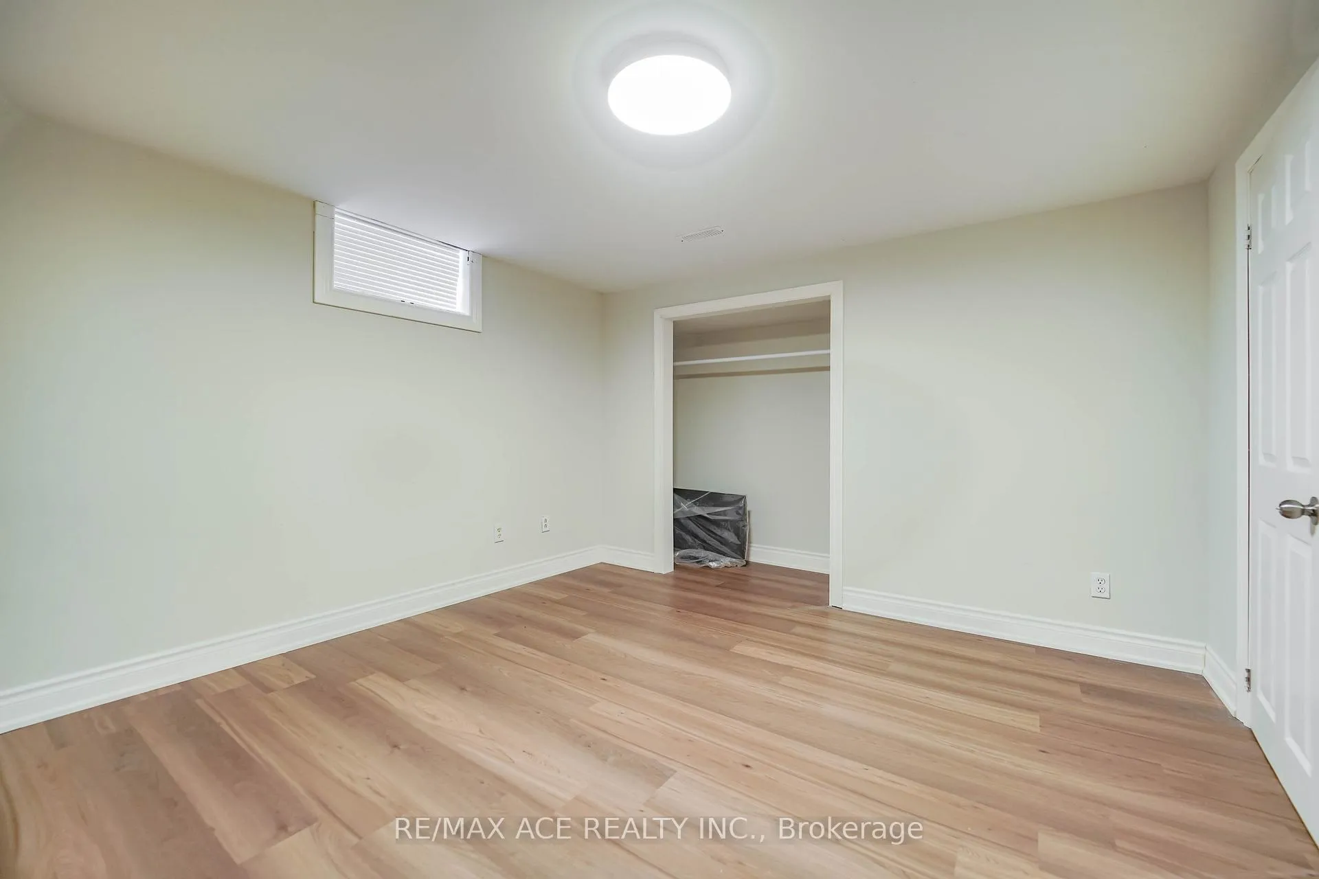 Photo 49 of 1425 Lakefield Drive, Oshawa, Lakeview — HOMEH
