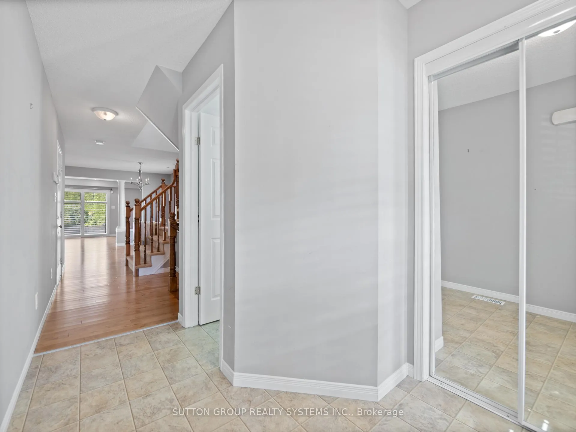 Photo 12 of 169 Sims Estate Drive, Kitchener — HOMEH