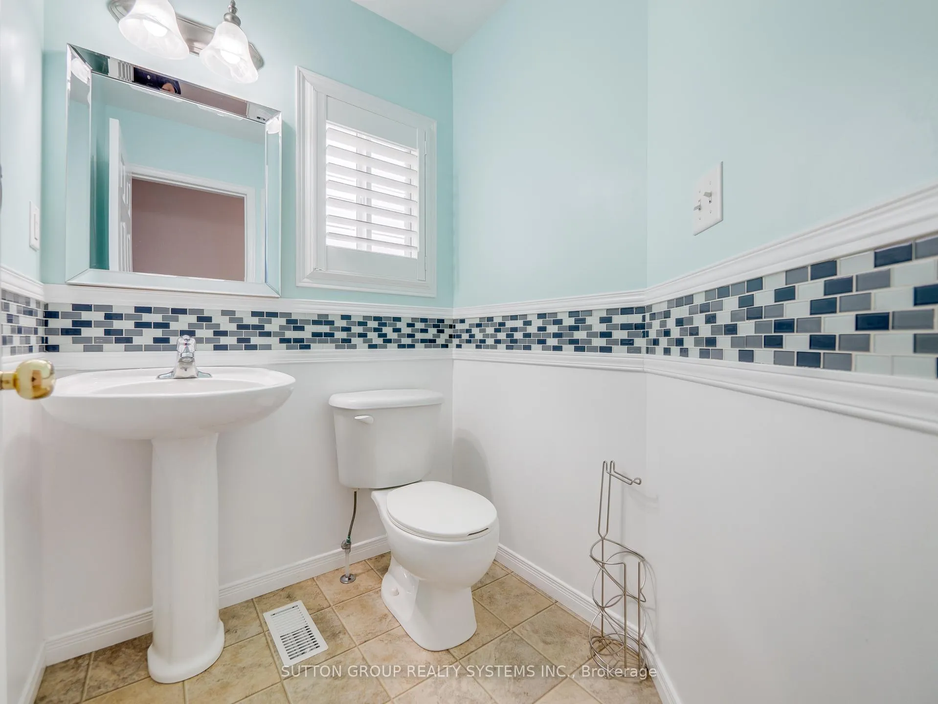 Photo 13 of 169 Sims Estate Drive, Kitchener — HOMEH