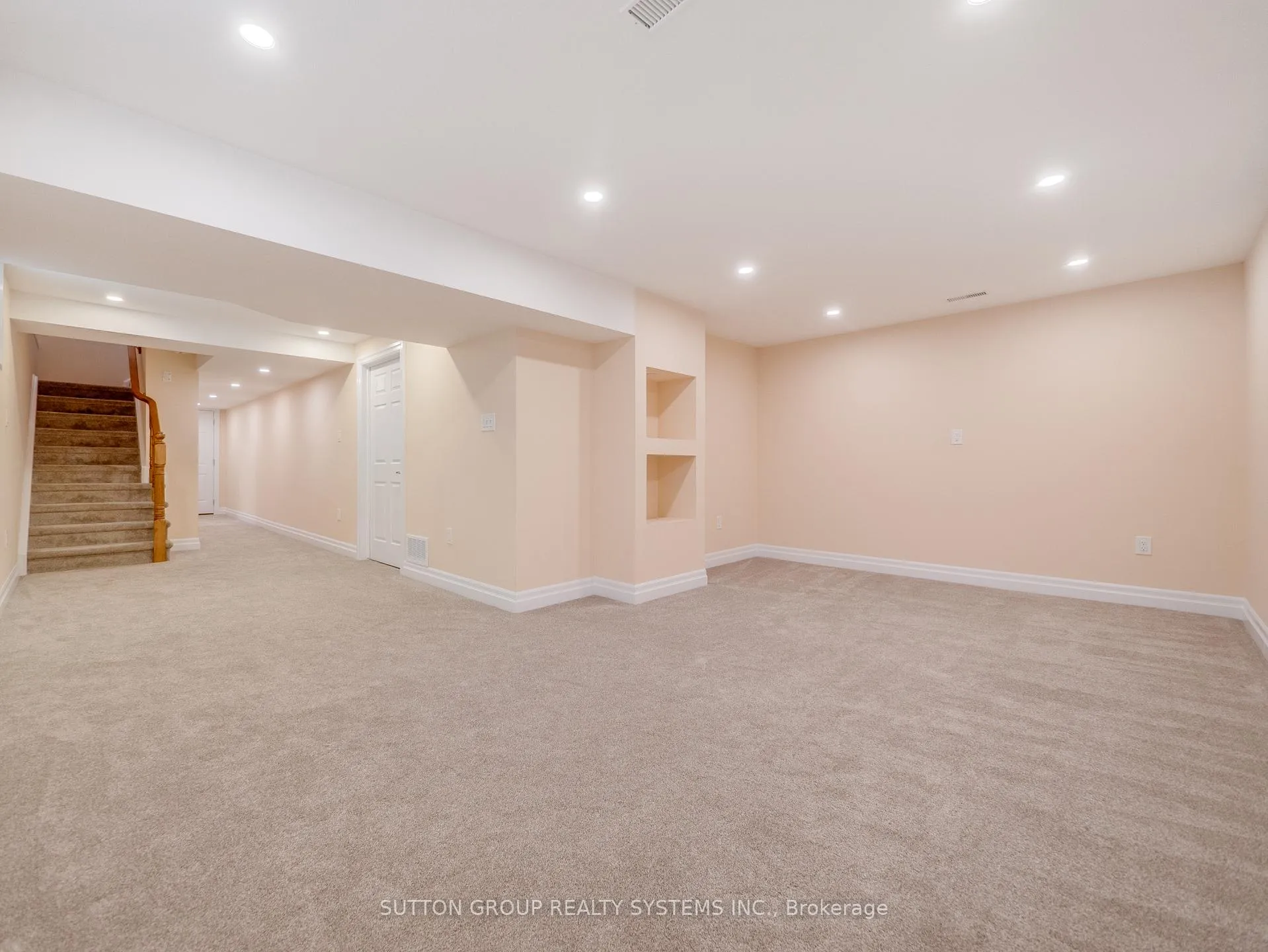 Photo 35 of 169 Sims Estate Drive, Kitchener — HOMEH