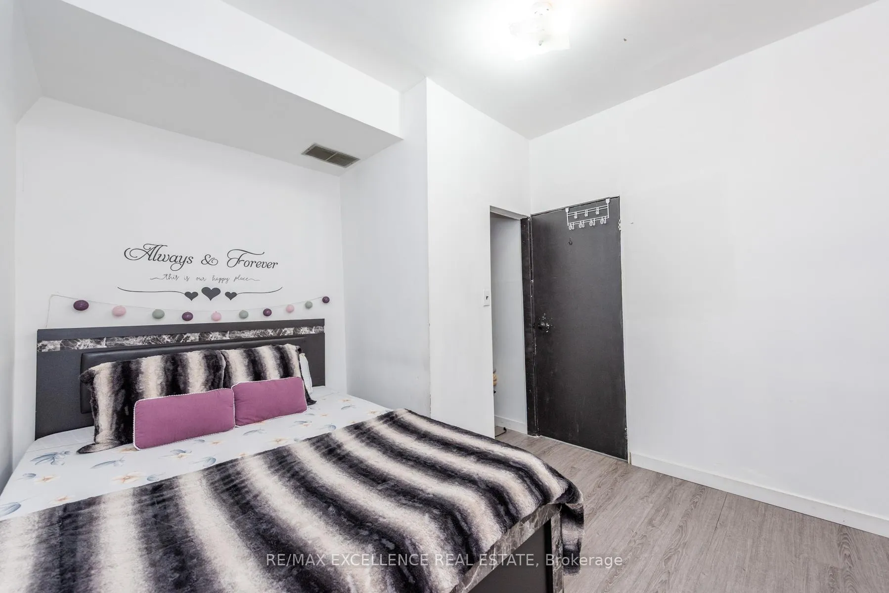 Photo 32 of 60 Kesteven Crescent, Brampton, Fletcher's Creek South — HOMEH