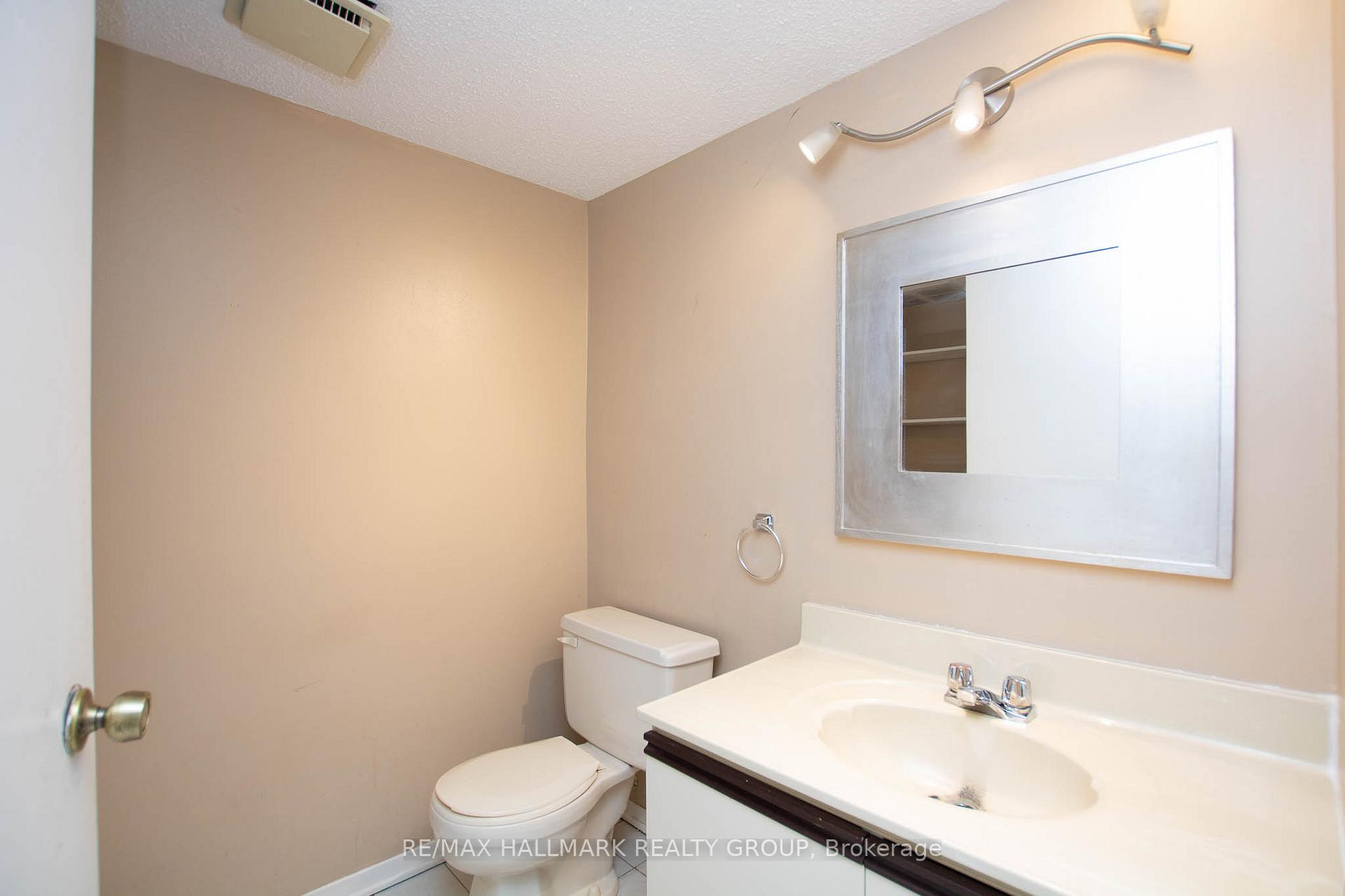 Photo 3 of 254 Bruyere Street, Ottawa, Lower Town — HOMEH