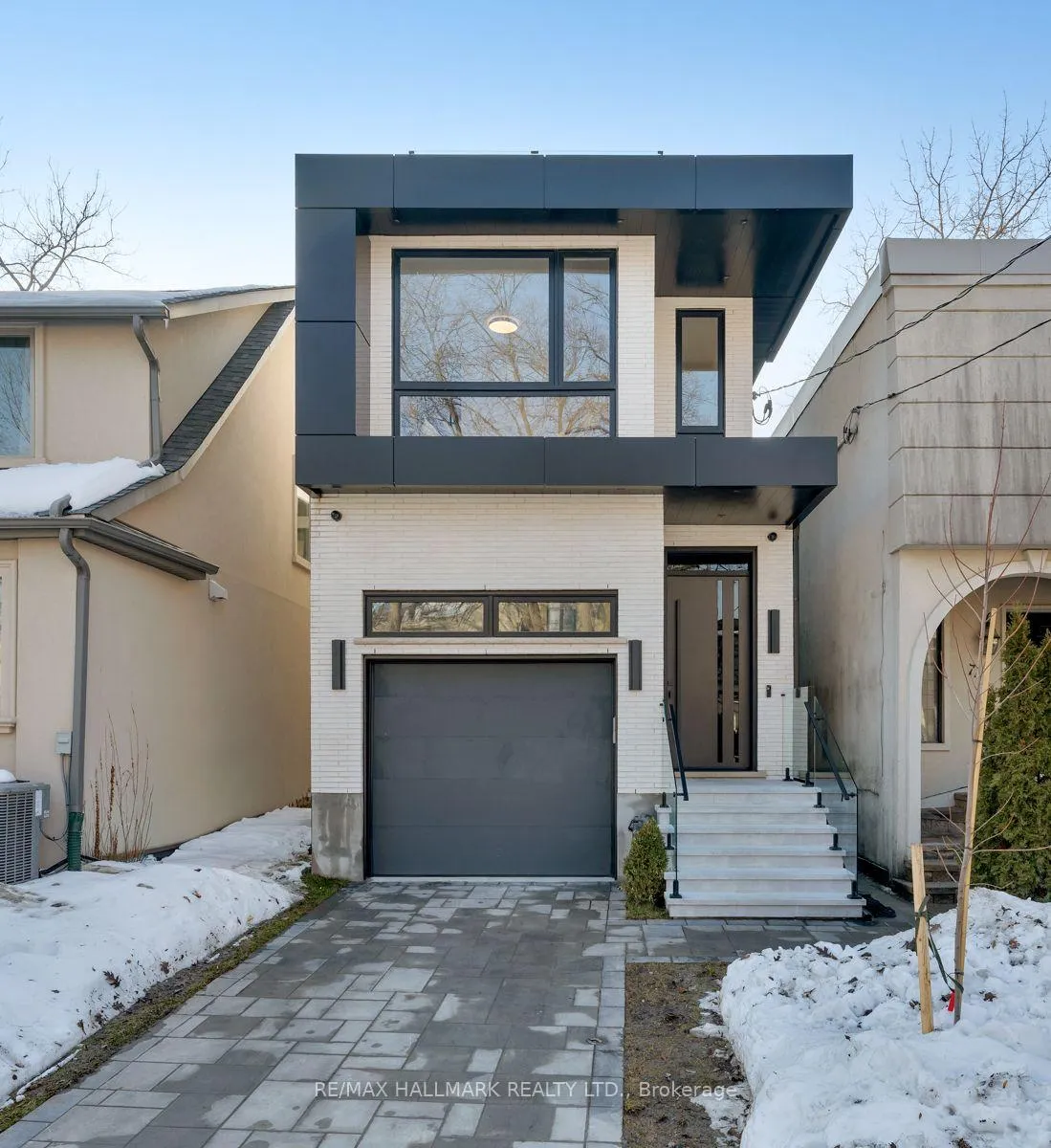 Photo 5 of 72 Marmot Street, Toronto, Mount Pleasant East — HOMEH