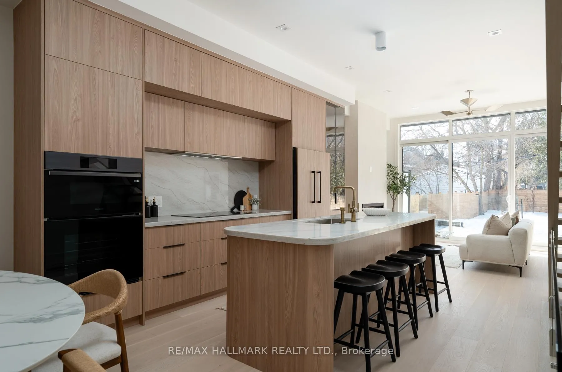 Photo 9 of 72 Marmot Street, Toronto, Mount Pleasant East — HOMEH