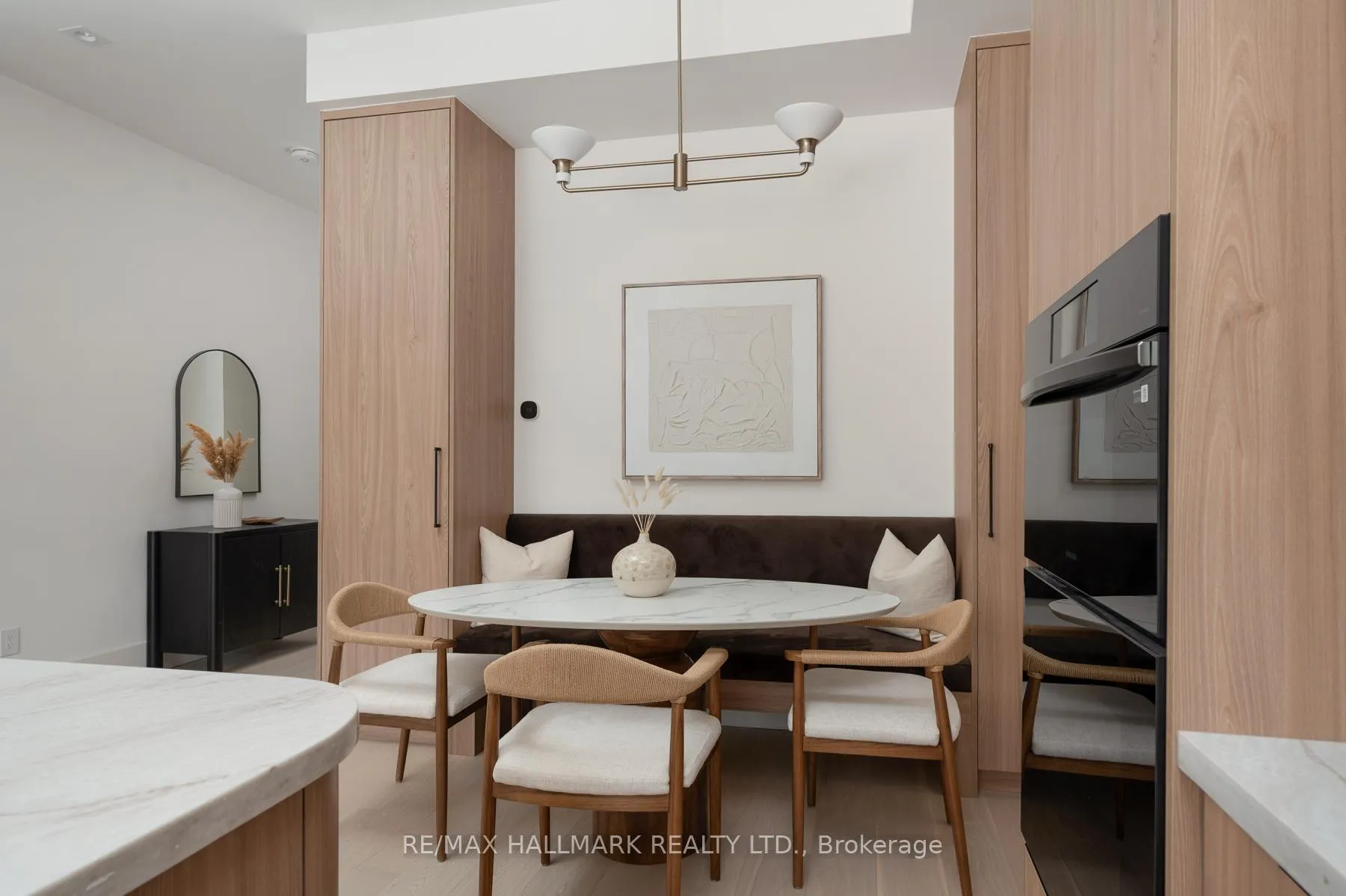 Photo 10 of 72 Marmot Street, Toronto, Mount Pleasant East — HOMEH