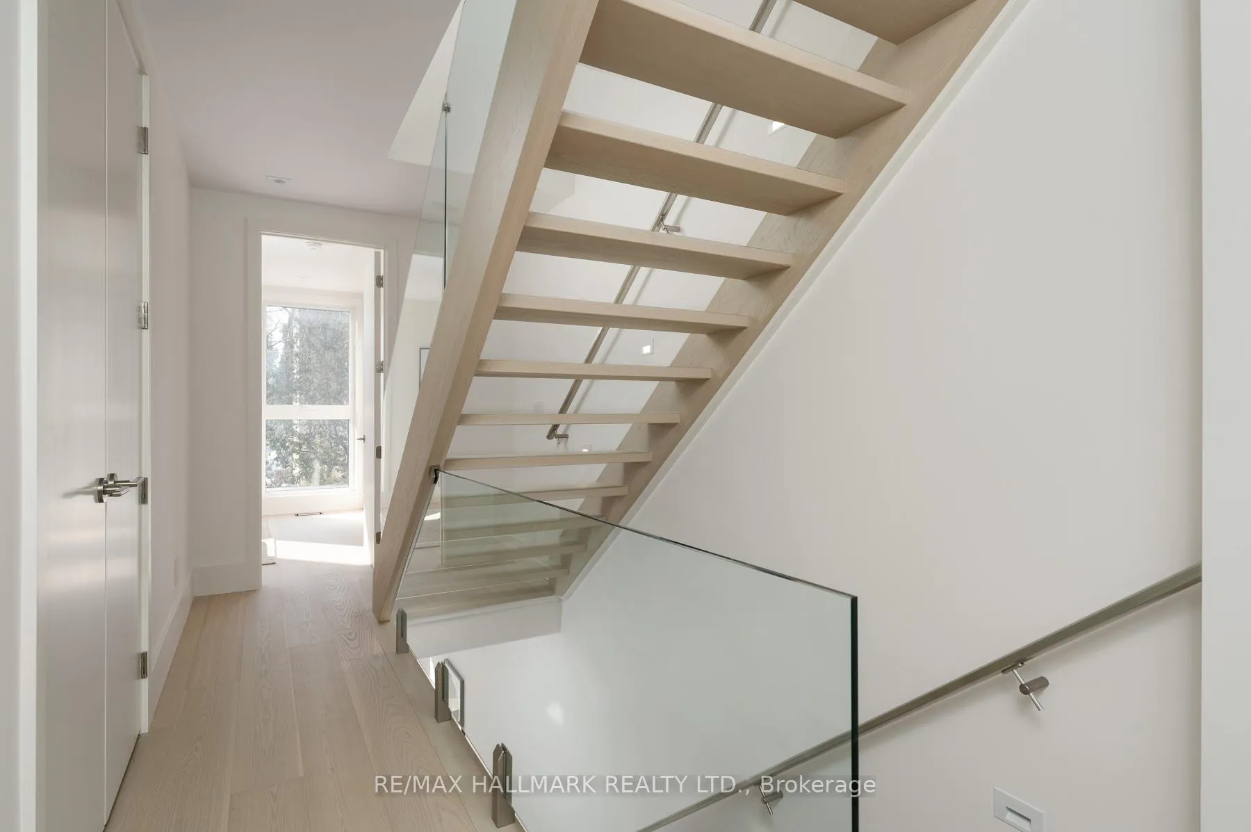 Photo 17 of 72 Marmot Street, Toronto, Mount Pleasant East — HOMEH