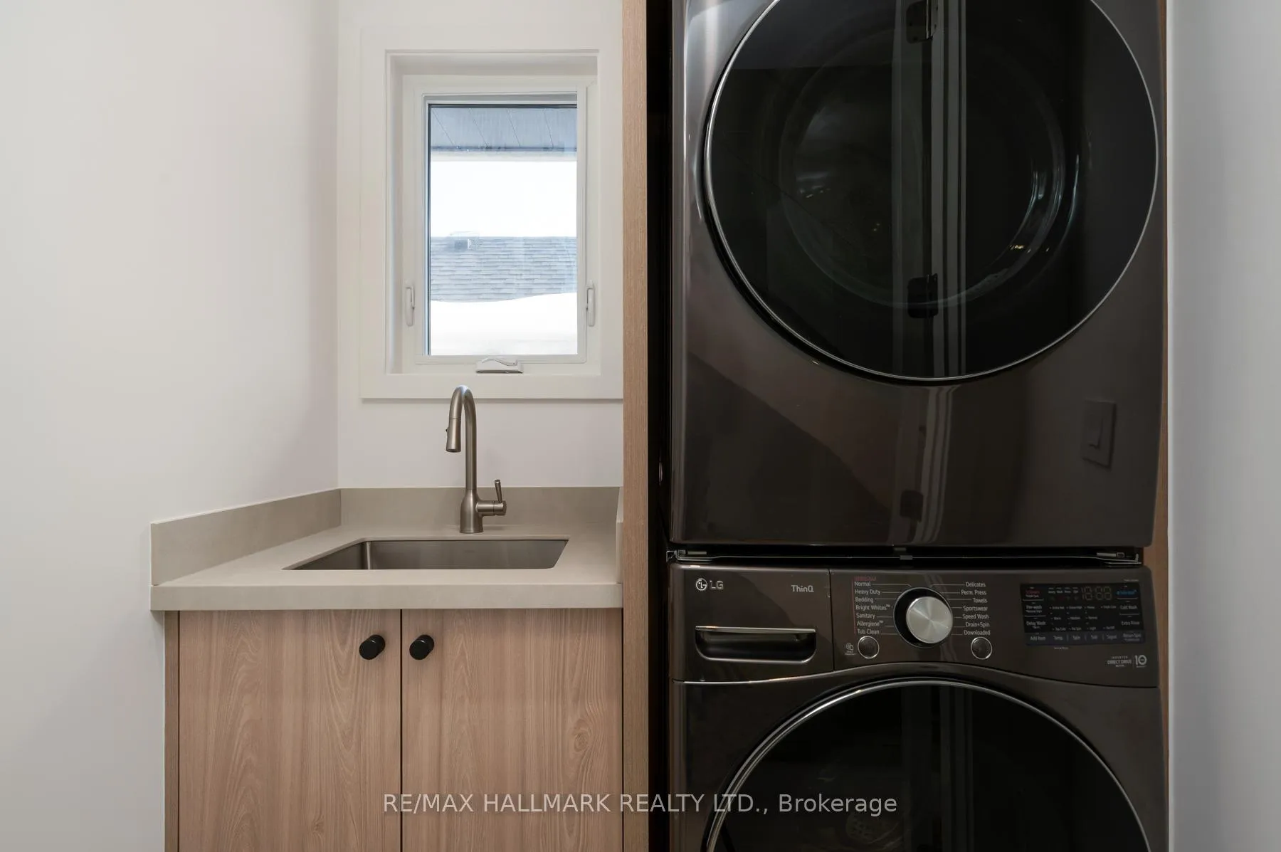Photo 25 of 72 Marmot Street, Toronto, Mount Pleasant East — HOMEH