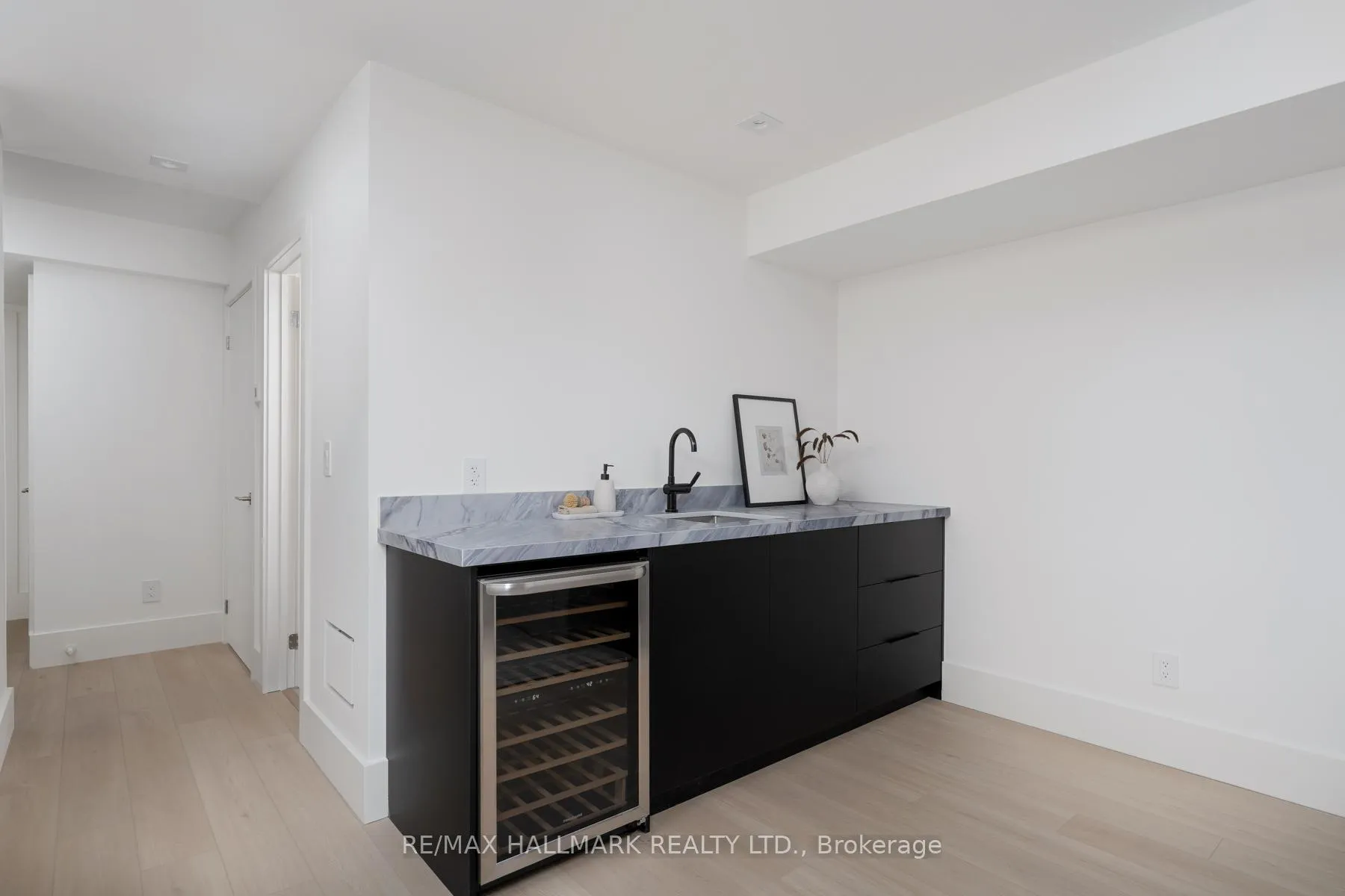Photo 41 of 72 Marmot Street, Toronto, Mount Pleasant East — HOMEH