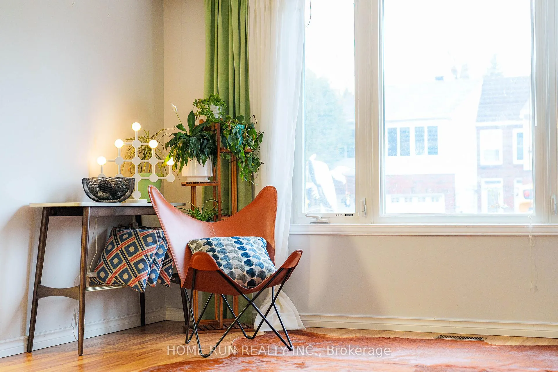 Photo 5 of 29 Cymbeline Drive, Ottawa, Westcliffe Estates — HOMEH