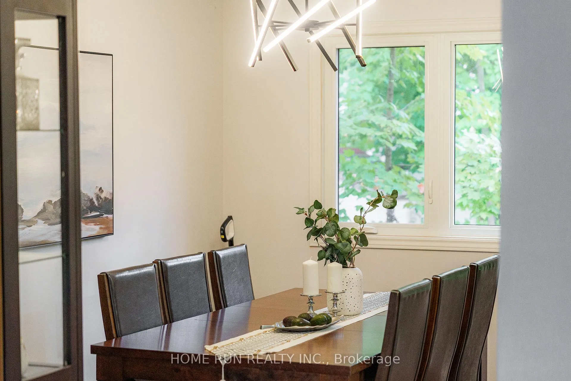 Photo 6 of 29 Cymbeline Drive, Ottawa, Westcliffe Estates — HOMEH