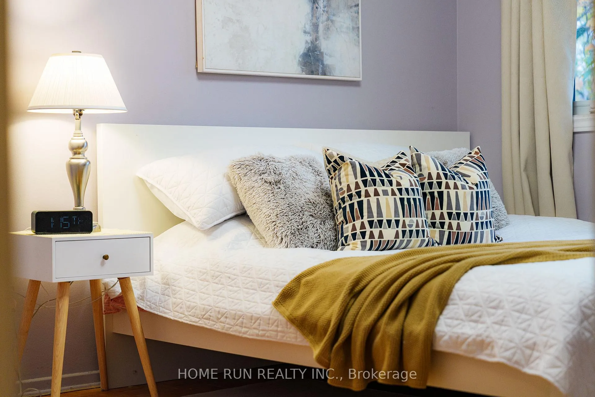 Photo 9 of 29 Cymbeline Drive, Ottawa, Westcliffe Estates — HOMEH