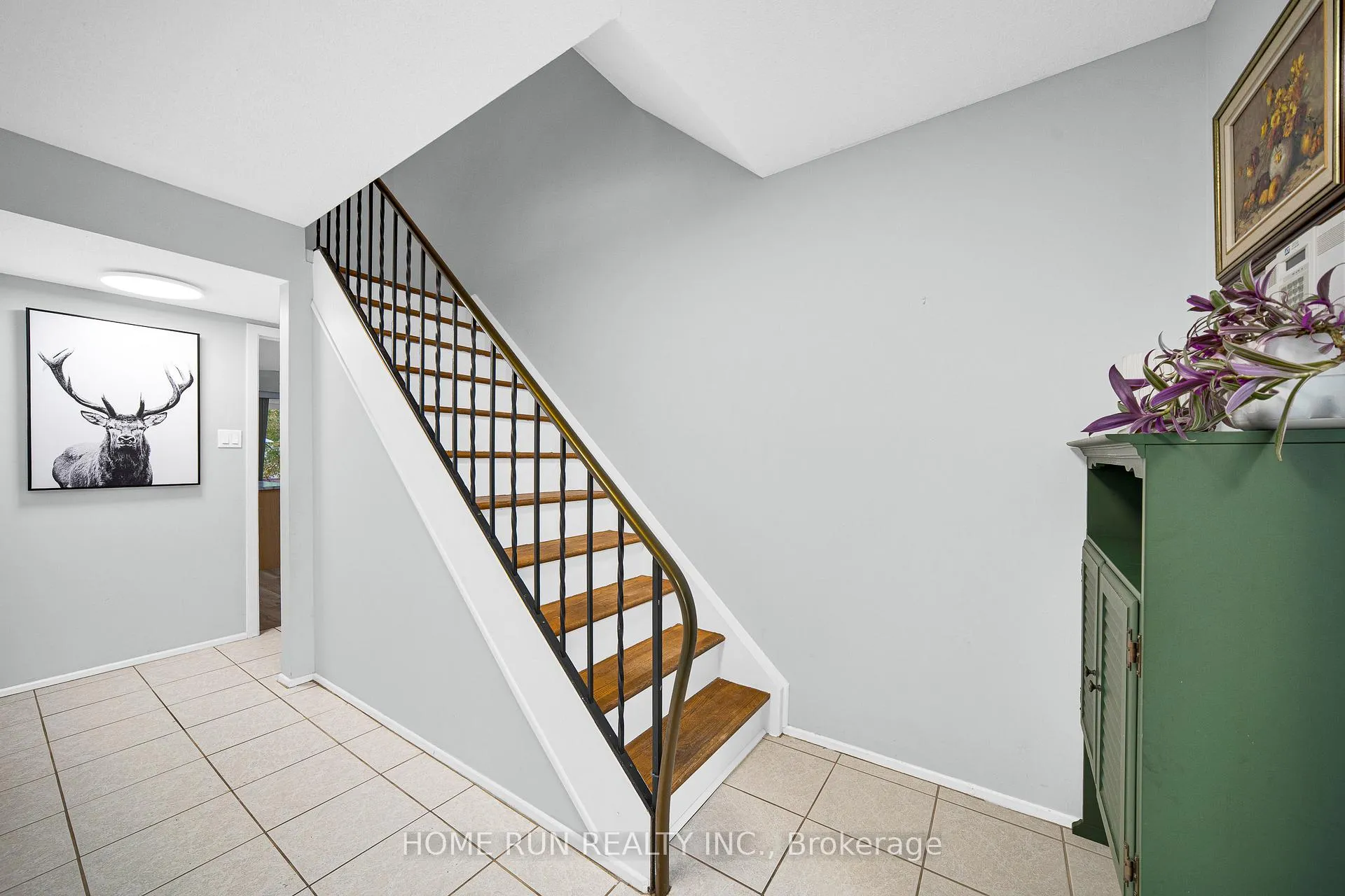 Photo 11 of 29 Cymbeline Drive, Ottawa, Westcliffe Estates — HOMEH