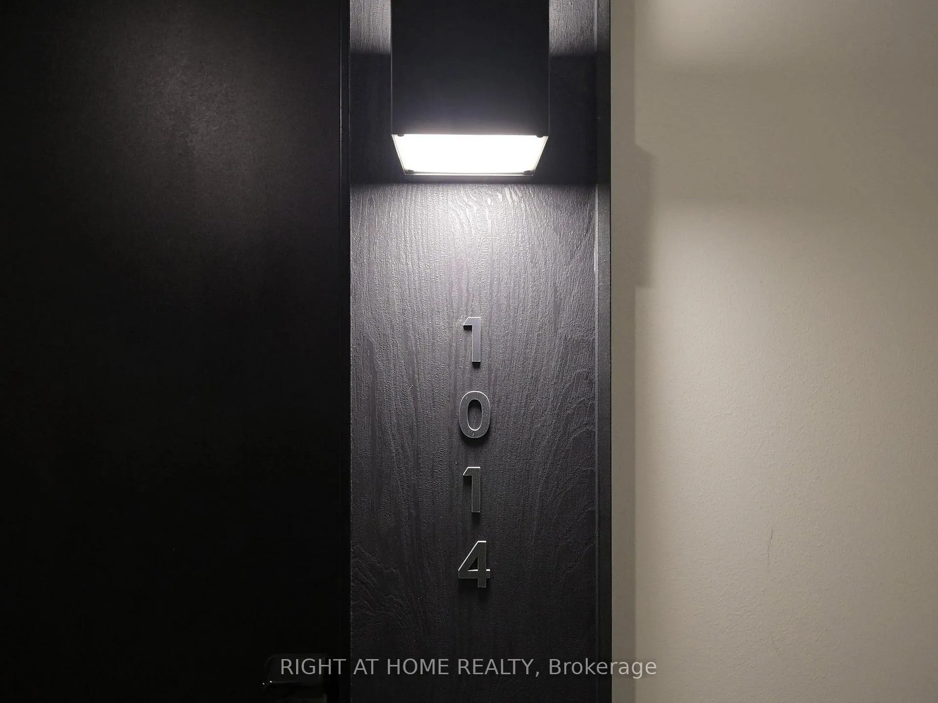 Photo 17 of Unit 1014, 461 Green Road, Hamilton, Lakeshore — HOMEH