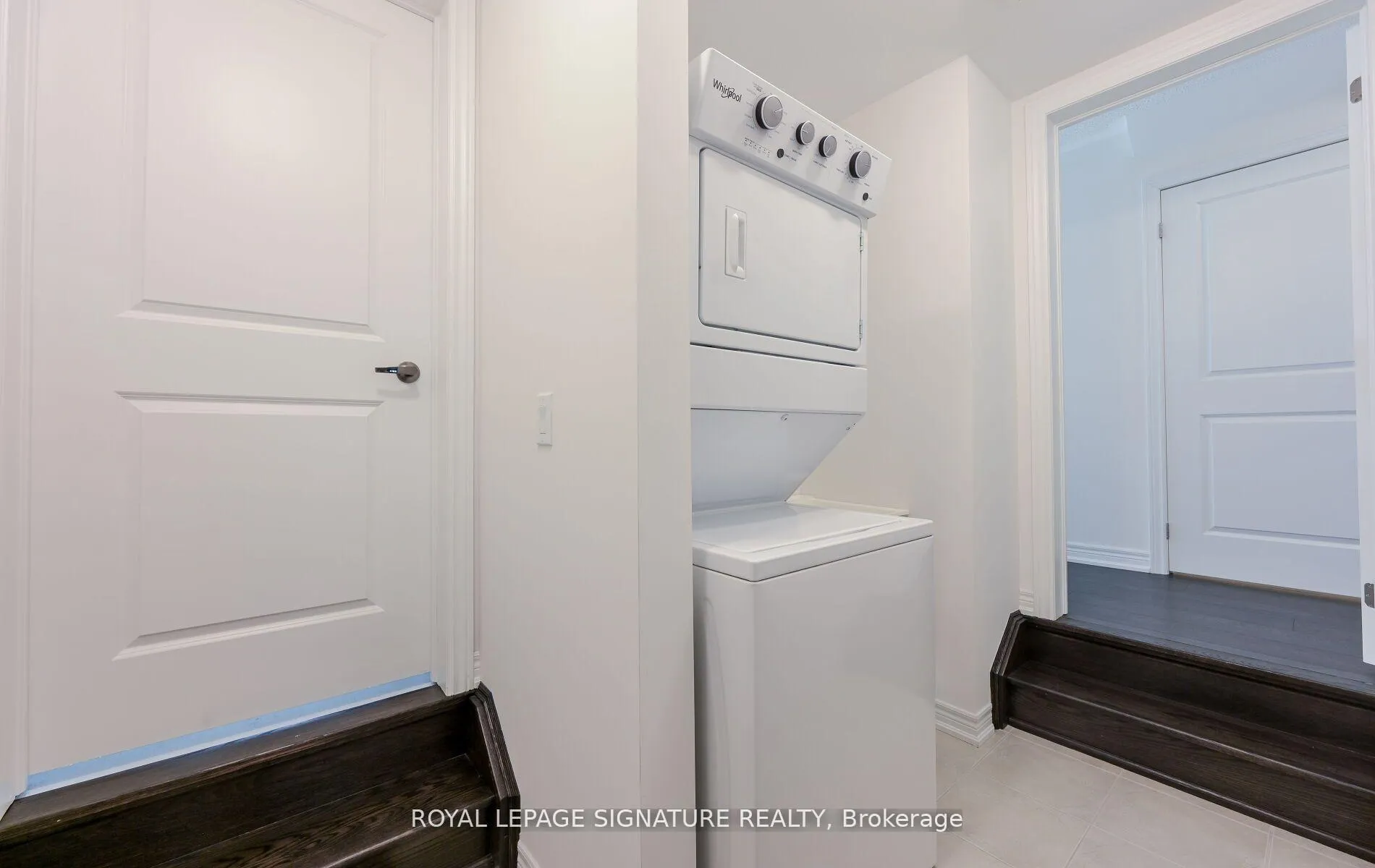 Photo 7 of 31 Faye Street, Brampton, Bram East — HOMEH