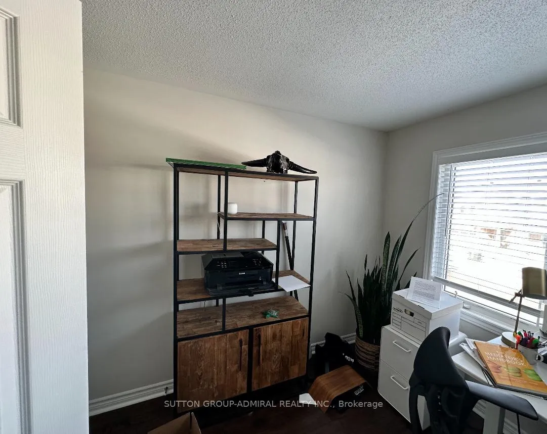 Photo 22 of 743 Brittanic Road, Ottawa, Kanata - Emerald Meadows/Trailwest — HOMEH