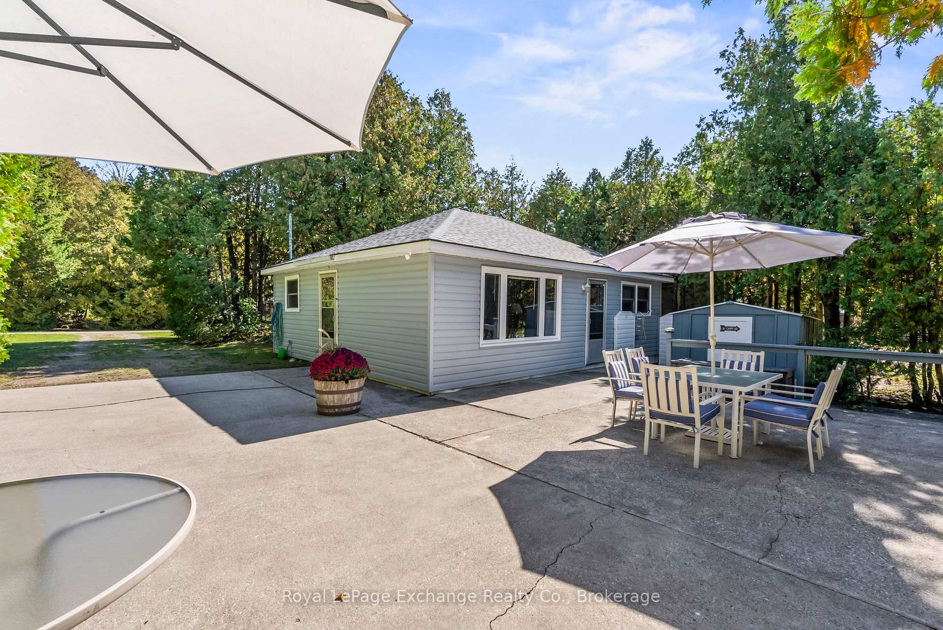 Photo 3 of 10 Edgemere Avenue, Kincardine — HOMEH