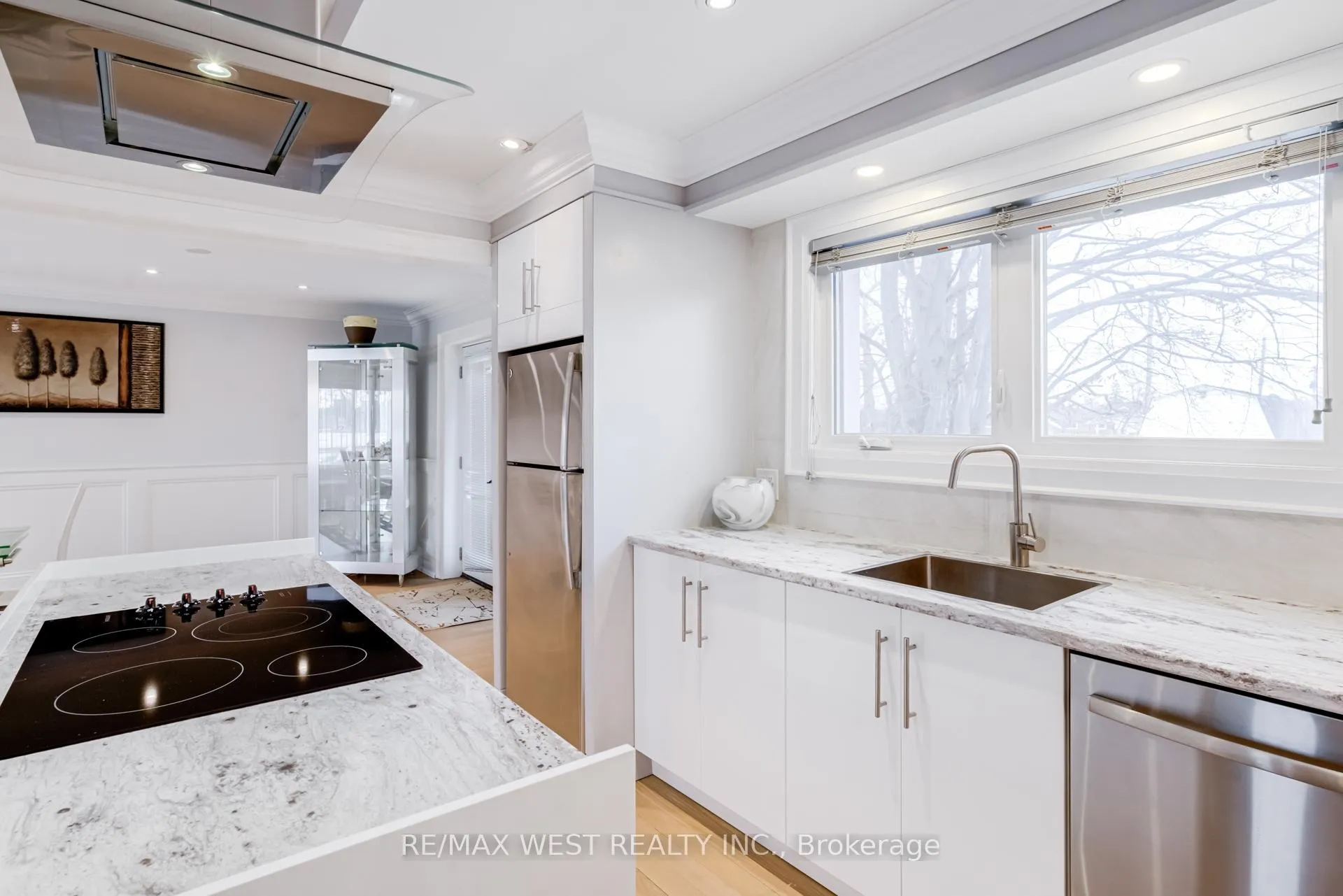 Photo 10 of 78 Golden Boulevard E, Welland, Lincoln/Crowland — HOMEH