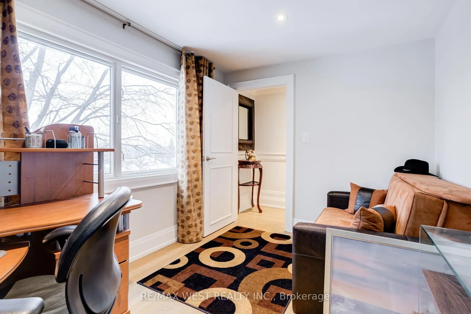 Photo 26 of 78 Golden Boulevard E, Welland, Lincoln/Crowland — HOMEH