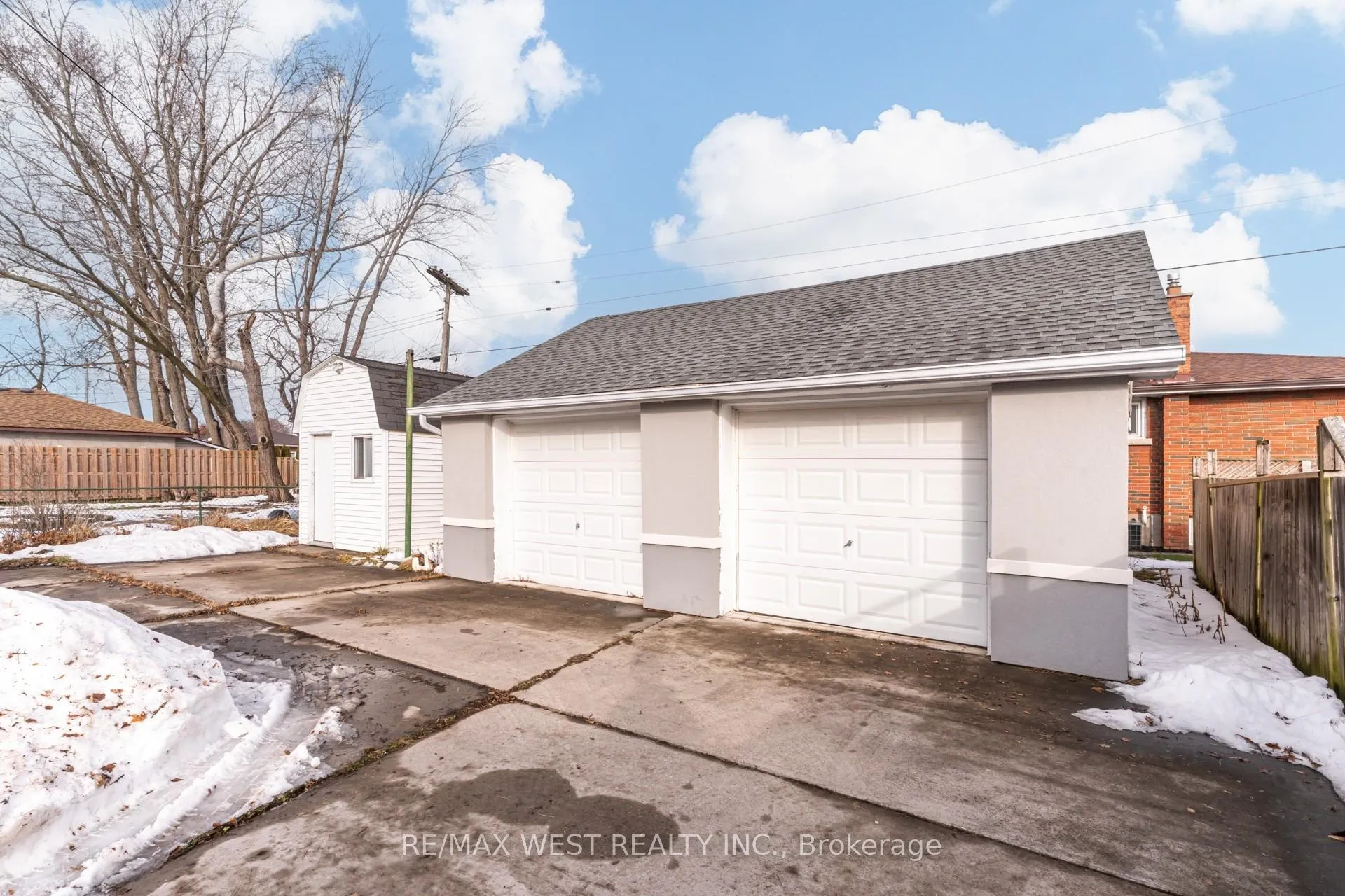 Photo 48 of 78 Golden Boulevard E, Welland, Lincoln/Crowland — HOMEH