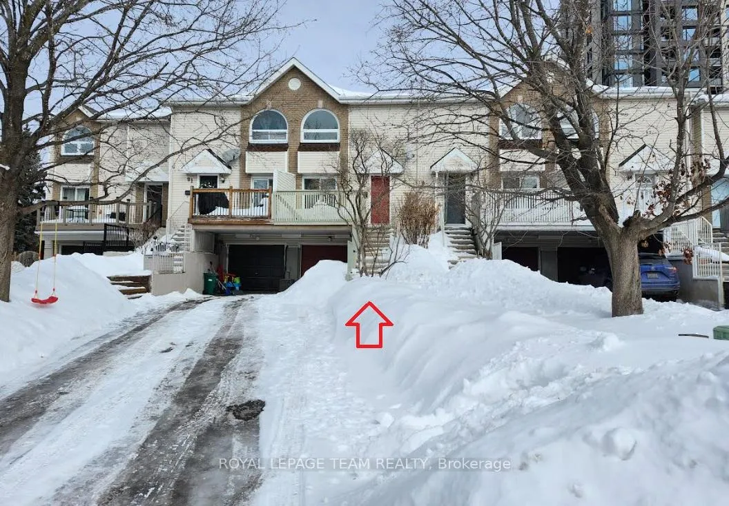 Front of 89 Thornbury Crescent