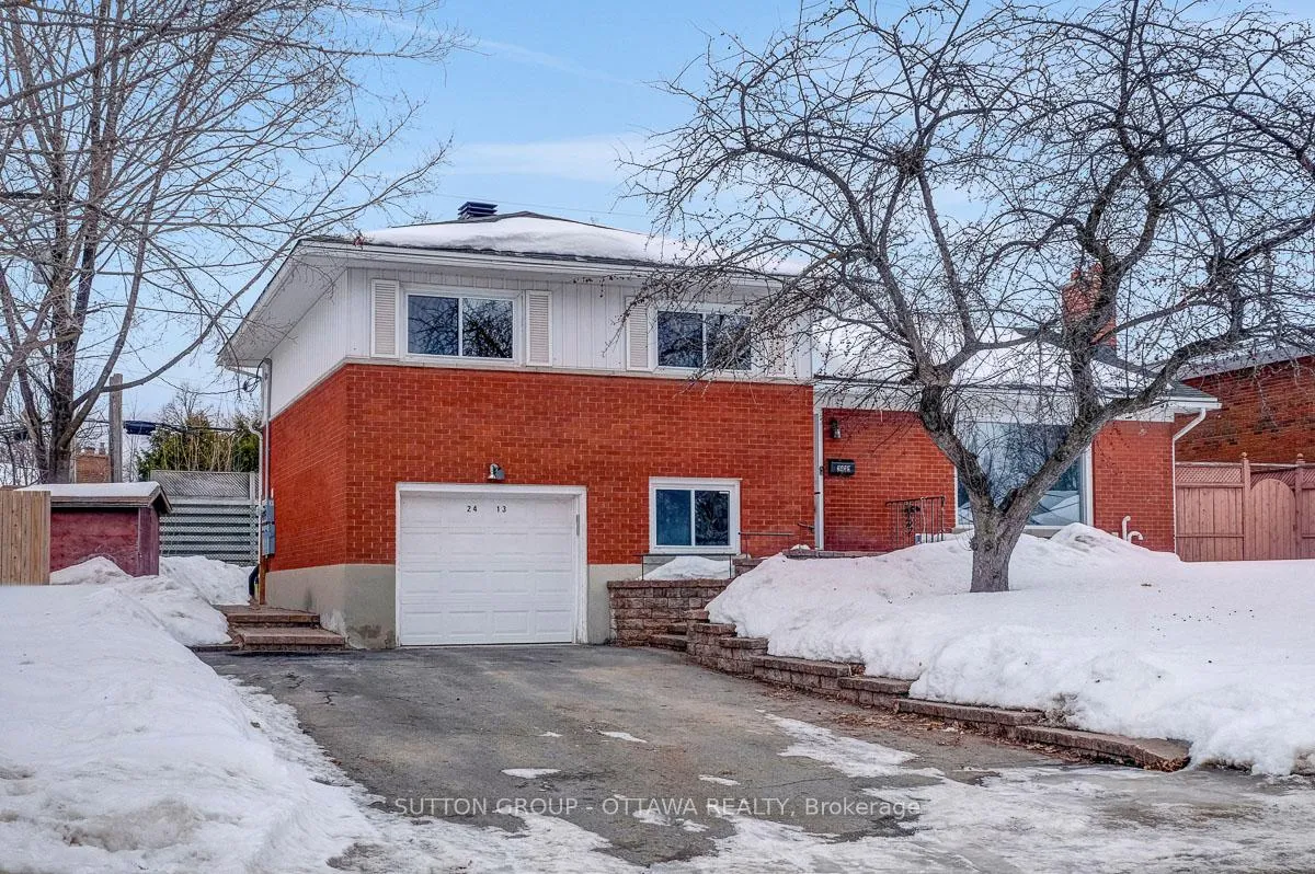 Photo 2 of Unit 2, 2413 Ryan Drive, Ottawa, Queensway Terrace South/Ridgeview — HOMEH