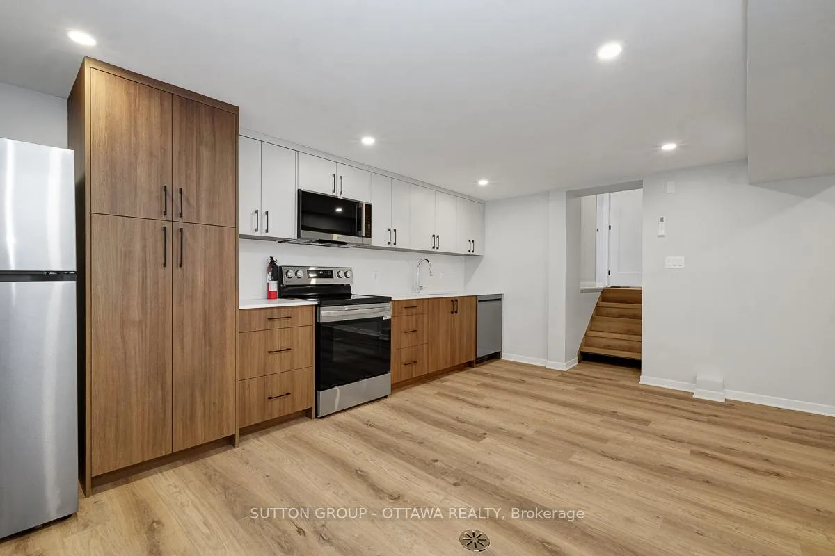 Photo 10 of Unit 2, 2413 Ryan Drive, Ottawa, Queensway Terrace South/Ridgeview — HOMEH