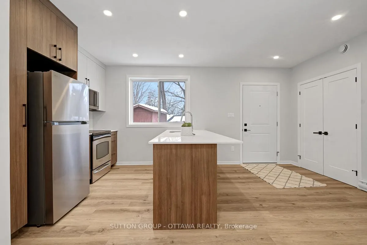 Photo 11 of Unit 3, 2413 Ryan Drive, Ottawa, Queensway Terrace South/Ridgeview — HOMEH