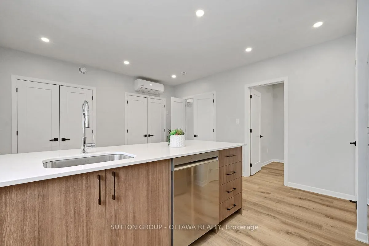 Photo 14 of Unit 3, 2413 Ryan Drive, Ottawa, Queensway Terrace South/Ridgeview — HOMEH