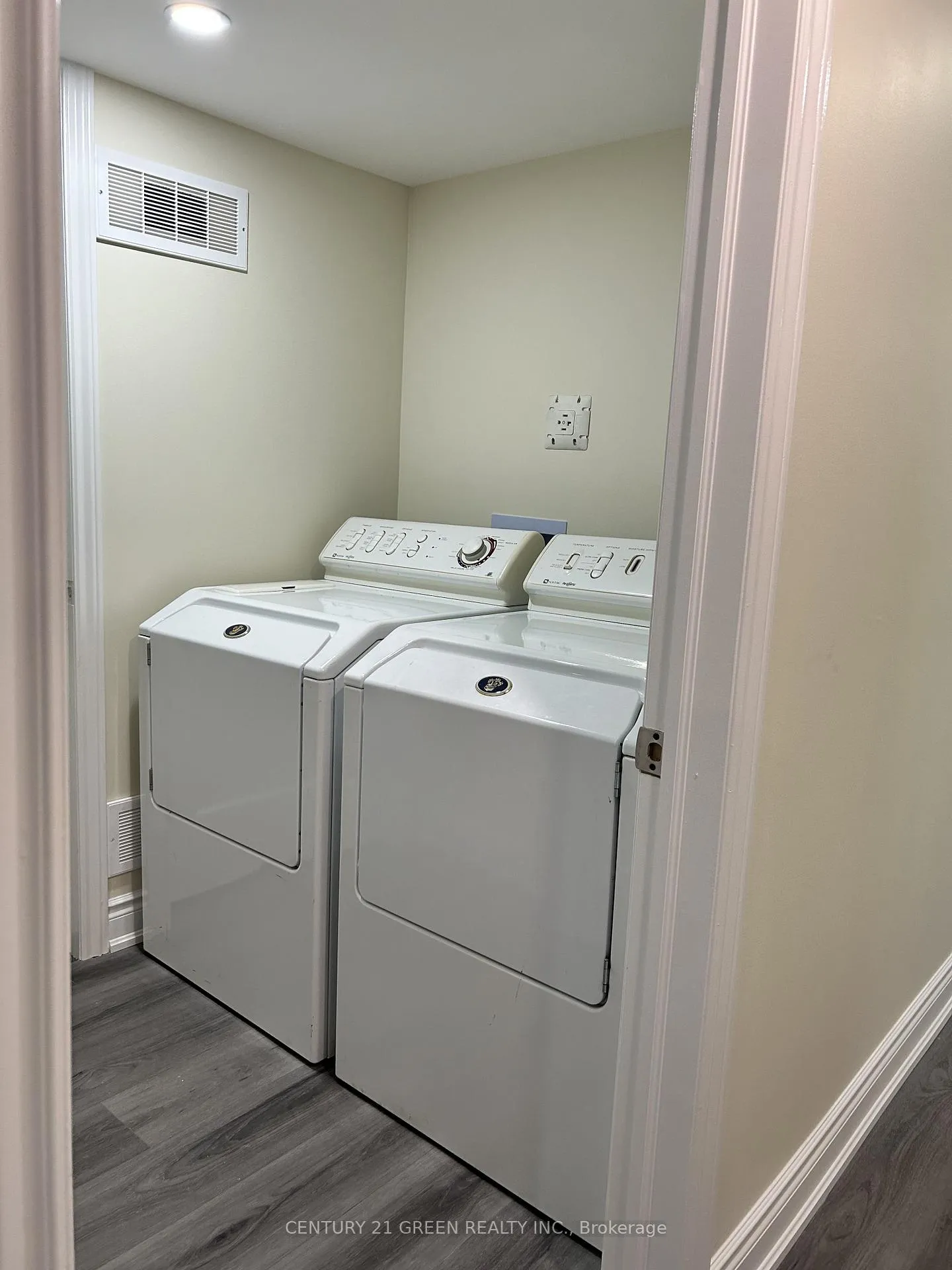 Photo 15 of Unit BSMT, 75 Drinkwater Road, Brampton, Fletcher's West — HOMEH