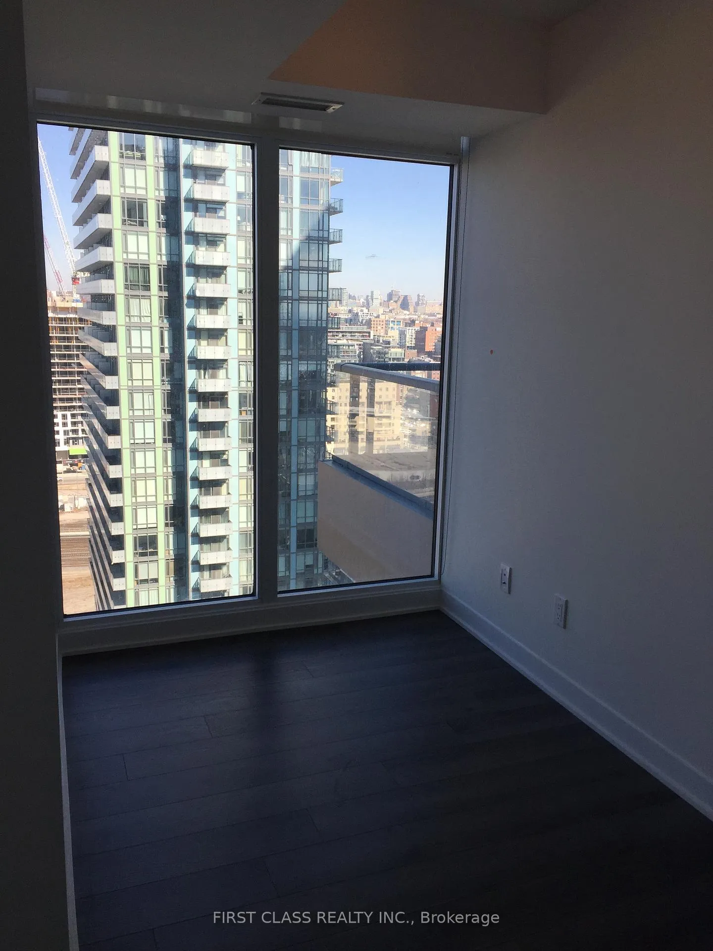 Photo 7 of Unit 2606, 70 Queens Wharf Road, Toronto, Waterfront Communities — HOMEH