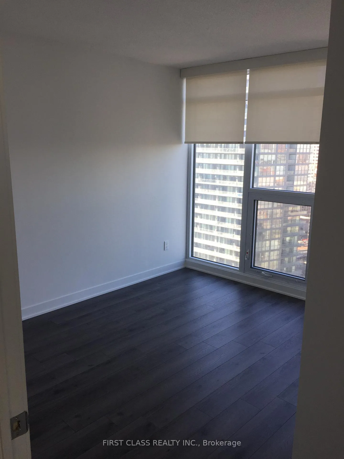 Photo 10 of Unit 2606, 70 Queens Wharf Road, Toronto, Waterfront Communities — HOMEH