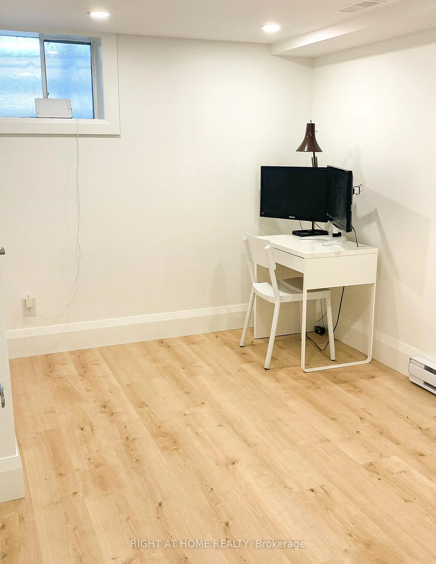 Photo 12 of Unit Basement, 75 Binswood Avenue, Toronto, East York — HOMEH