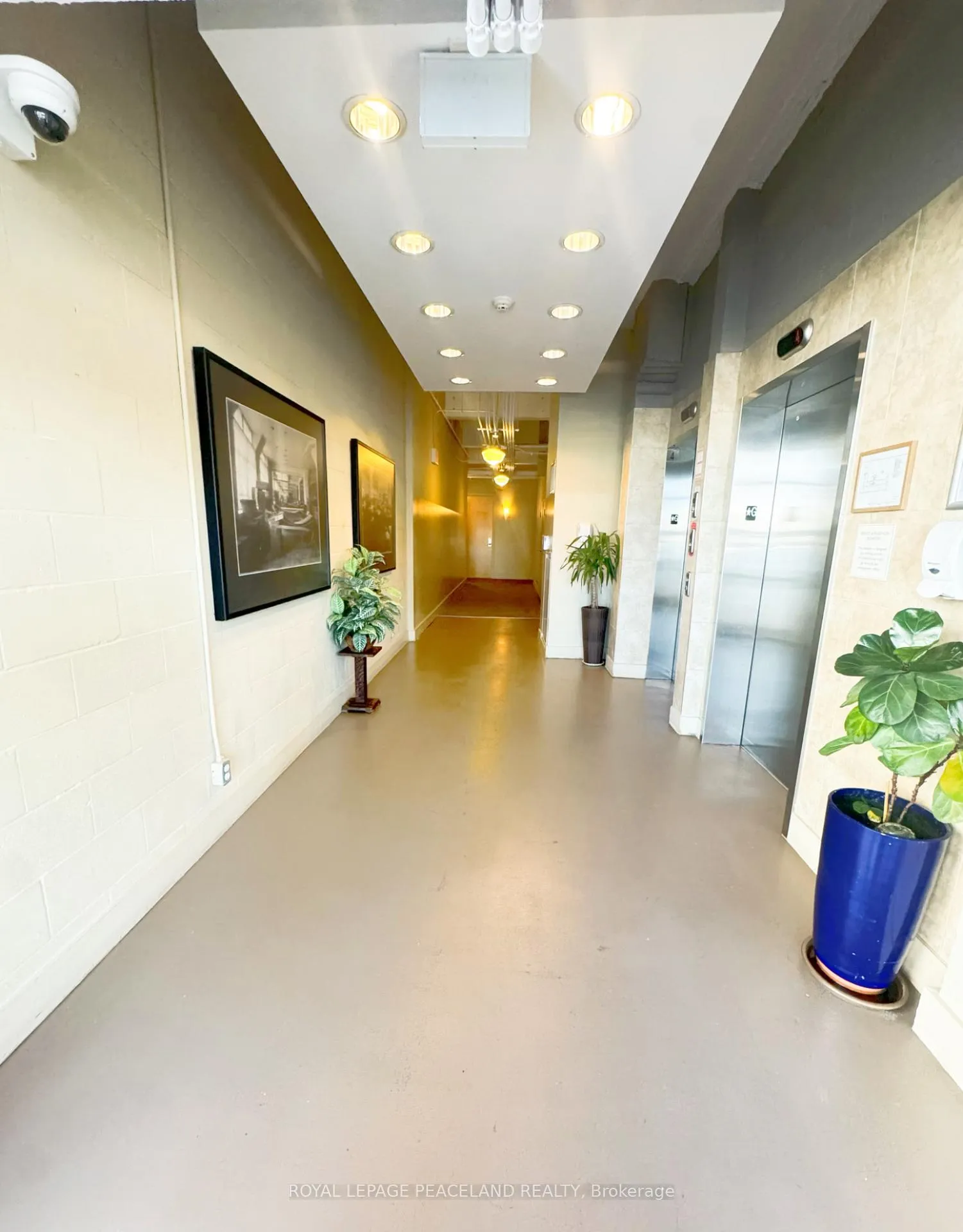 Photo 12 of Unit 418, 410 King Street W, Kitchener — HOMEH
