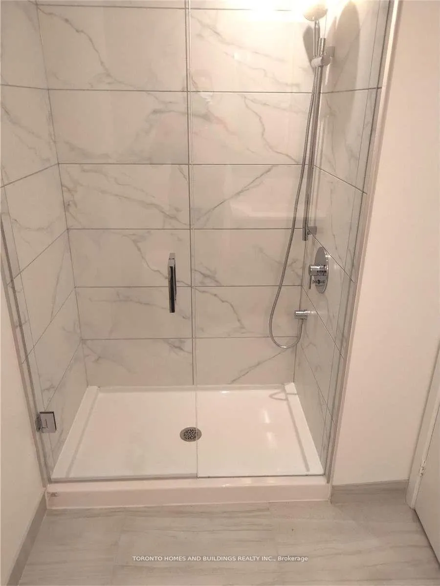 Photo 8 of Unit 907, 950 Portage Parkway, Vaughan, Vaughan Corporate Centre — HOMEH