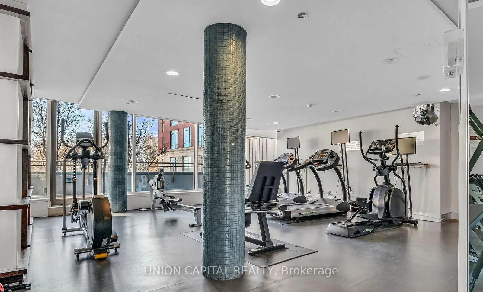 Photo 13 of Unit 812W, 500 Queens Quay W, Toronto, Waterfront Communities — HOMEH