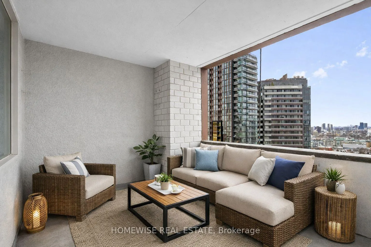 Photo 11 of Unit 1807, 914 Yonge Street, Toronto, The Annex — HOMEH