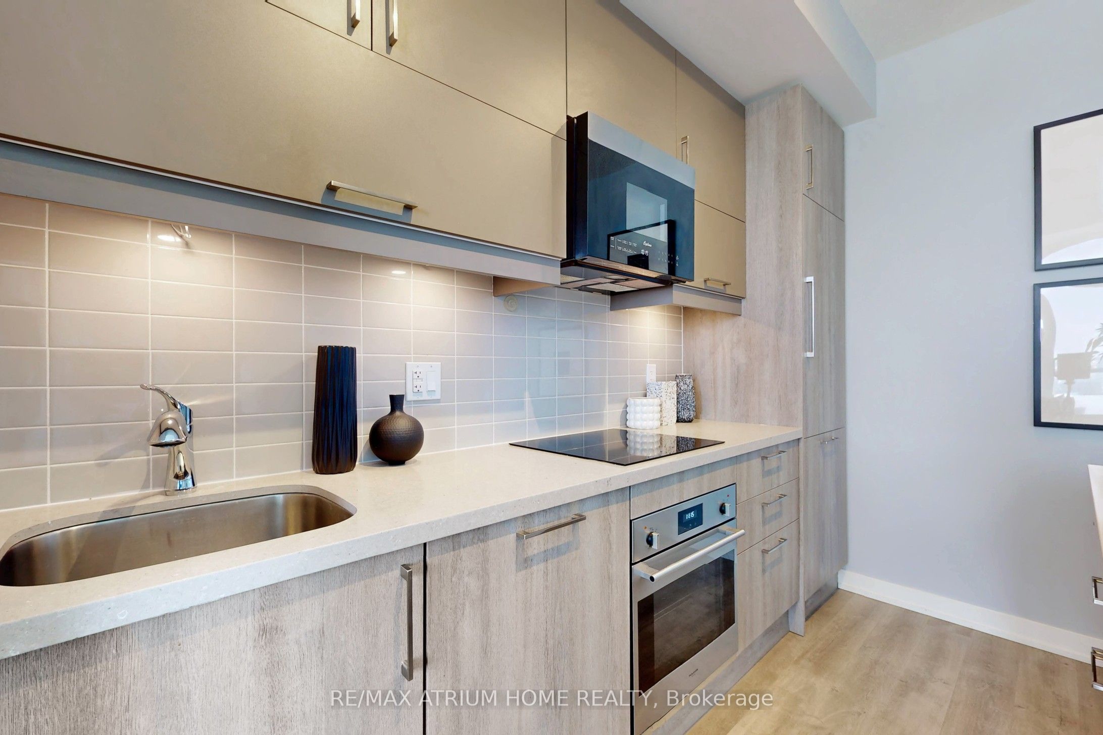 Photo 11 of Unit 1711, 8119 Birchmount Road, Markham, Unionville — HOMEH