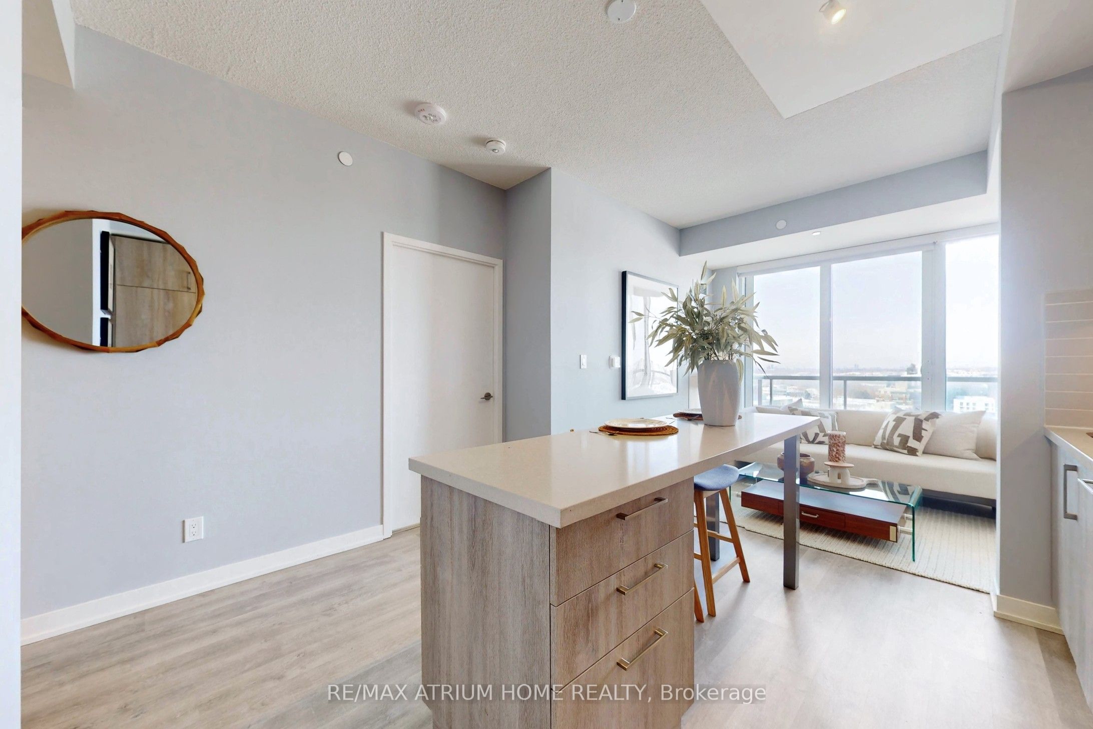 Photo 9 of Unit 1711, 8119 Birchmount Road, Markham, Unionville — HOMEH