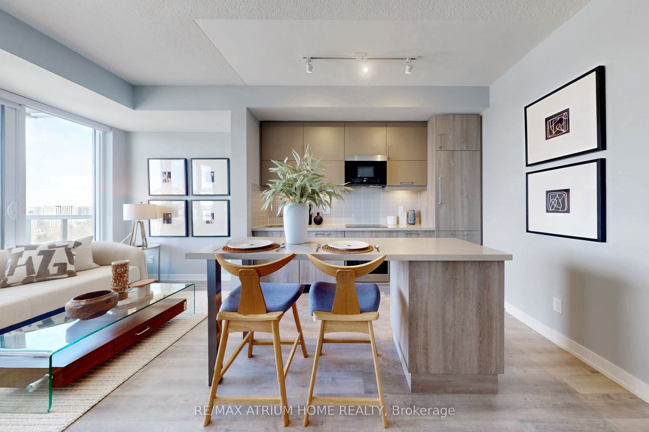 Photo 8 of Unit 1711, 8119 Birchmount Road, Markham, Unionville — HOMEH