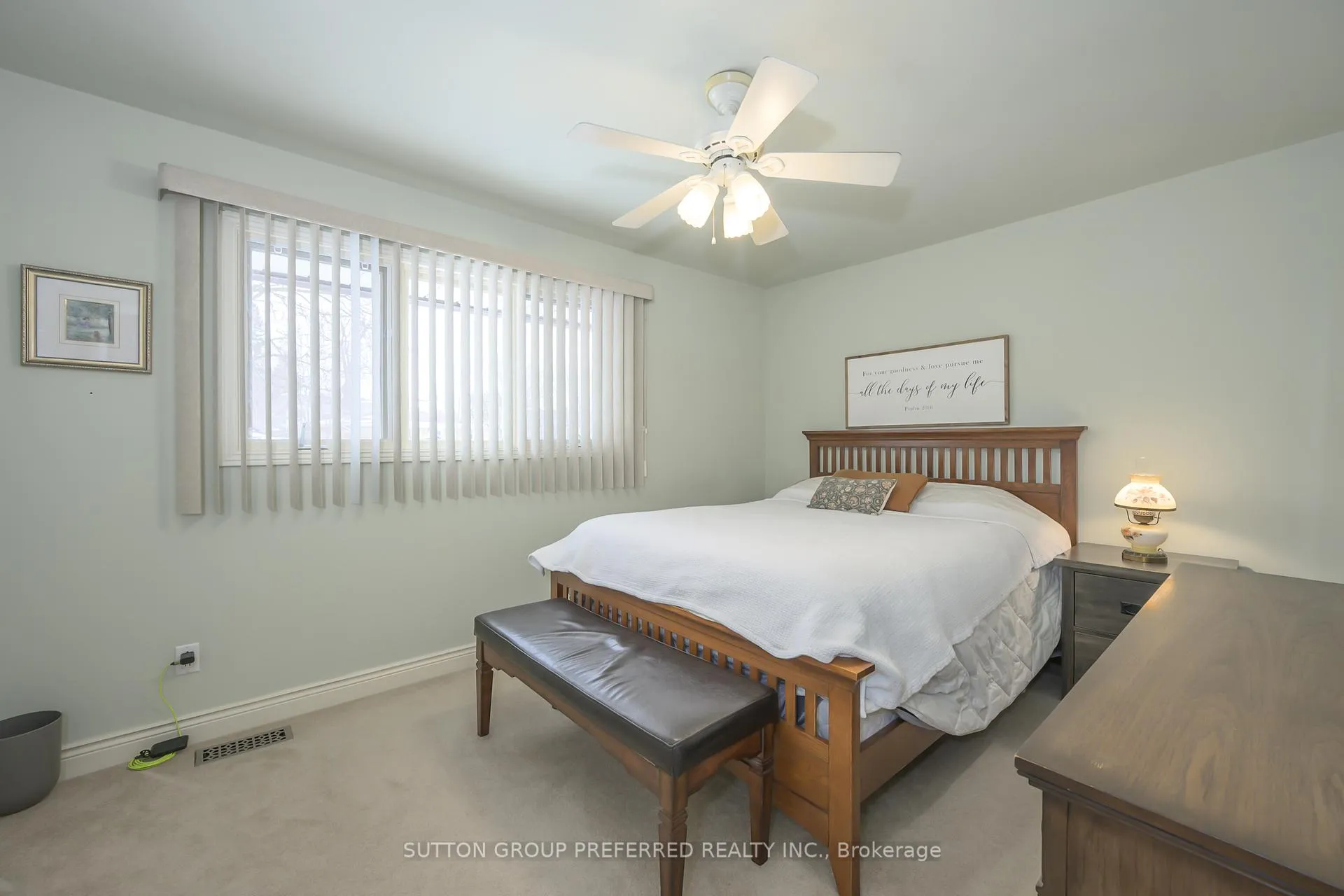 Photo 18 of 268 King Edward Avenue, London, South J — HOMEH