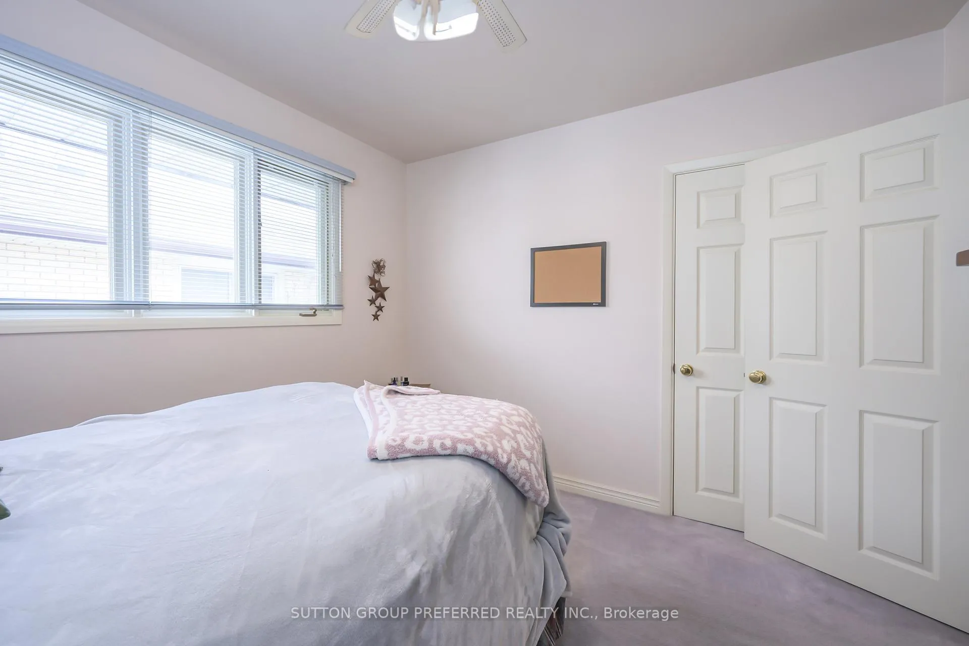 Photo 21 of 268 King Edward Avenue, London, South J — HOMEH