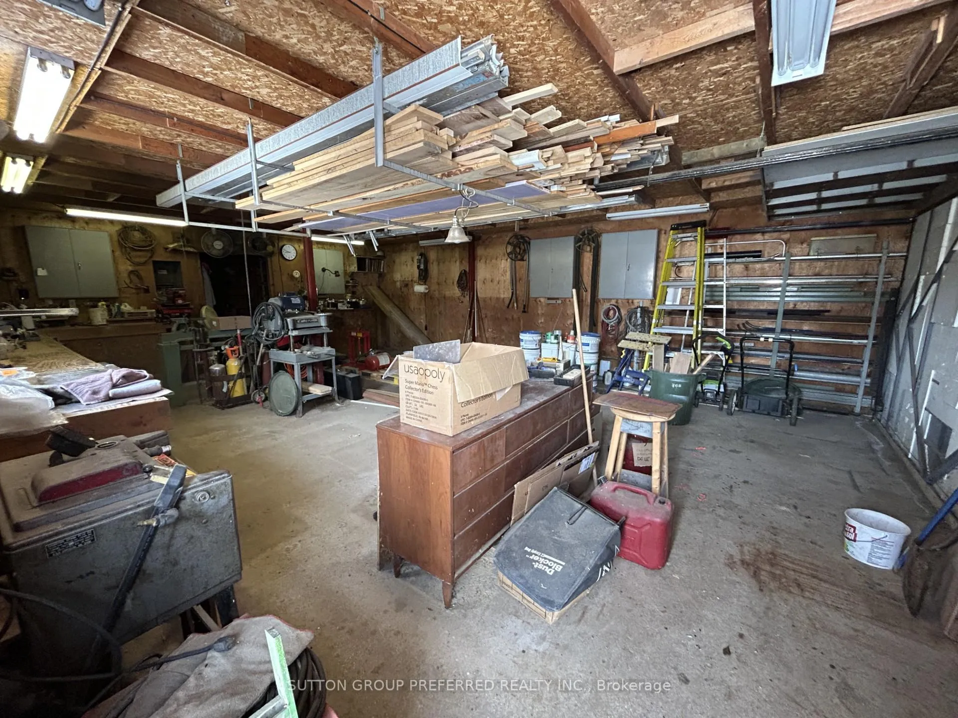 Photo 33 of 268 King Edward Avenue, London, South J — HOMEH