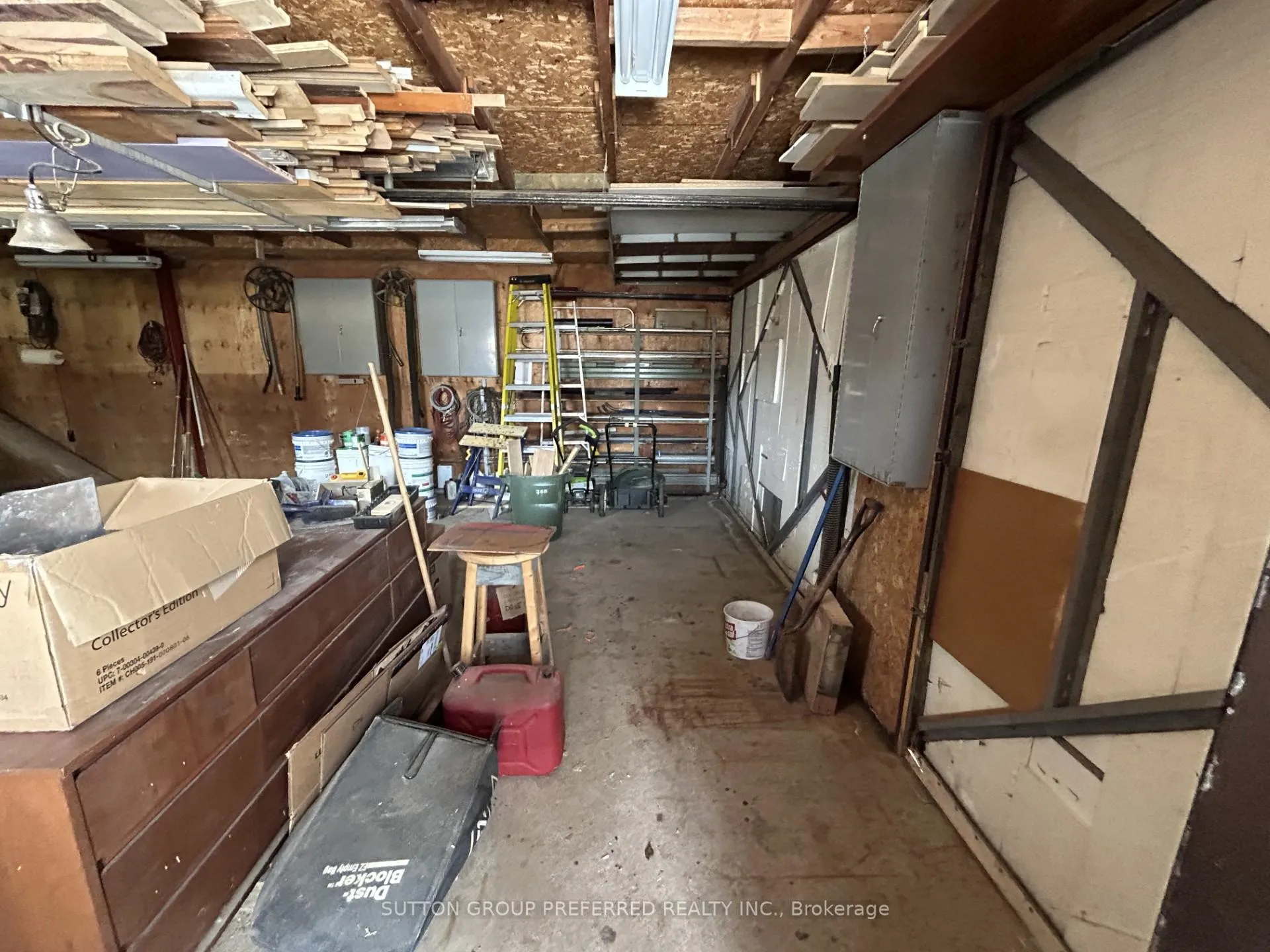 Photo 36 of 268 King Edward Avenue, London, South J — HOMEH