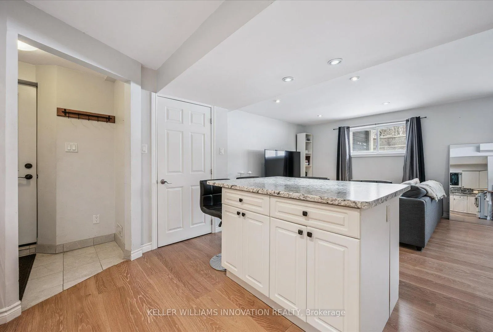 Photo 6 of Unit Lower Unit, 306 Shelley Drive, Kitchener — HOMEH