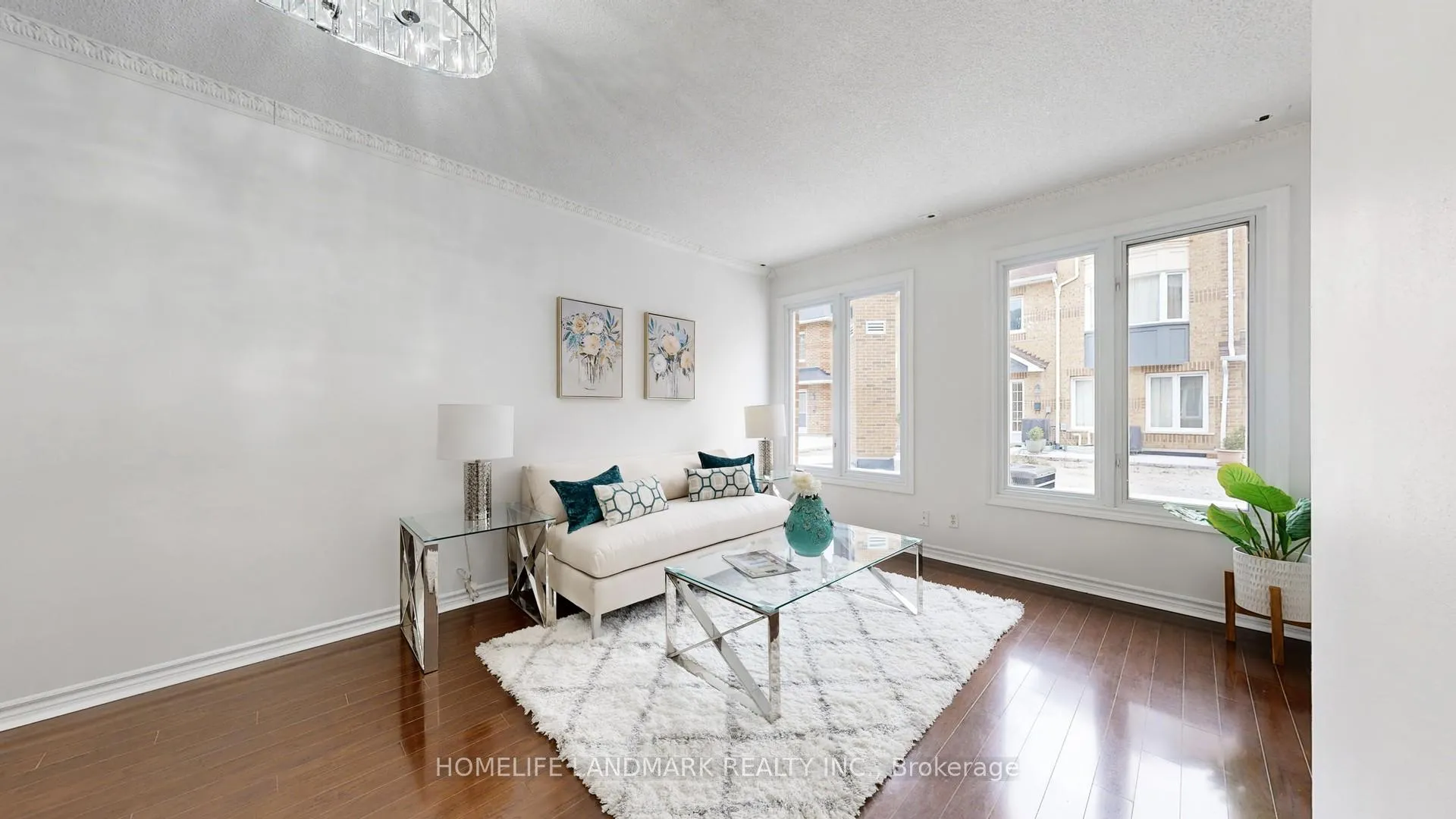 Photo 4 of Unit 54, 151 Townsgate Drive, Vaughan, Crestwood-Springfarm-Yorkhill — HOMEH