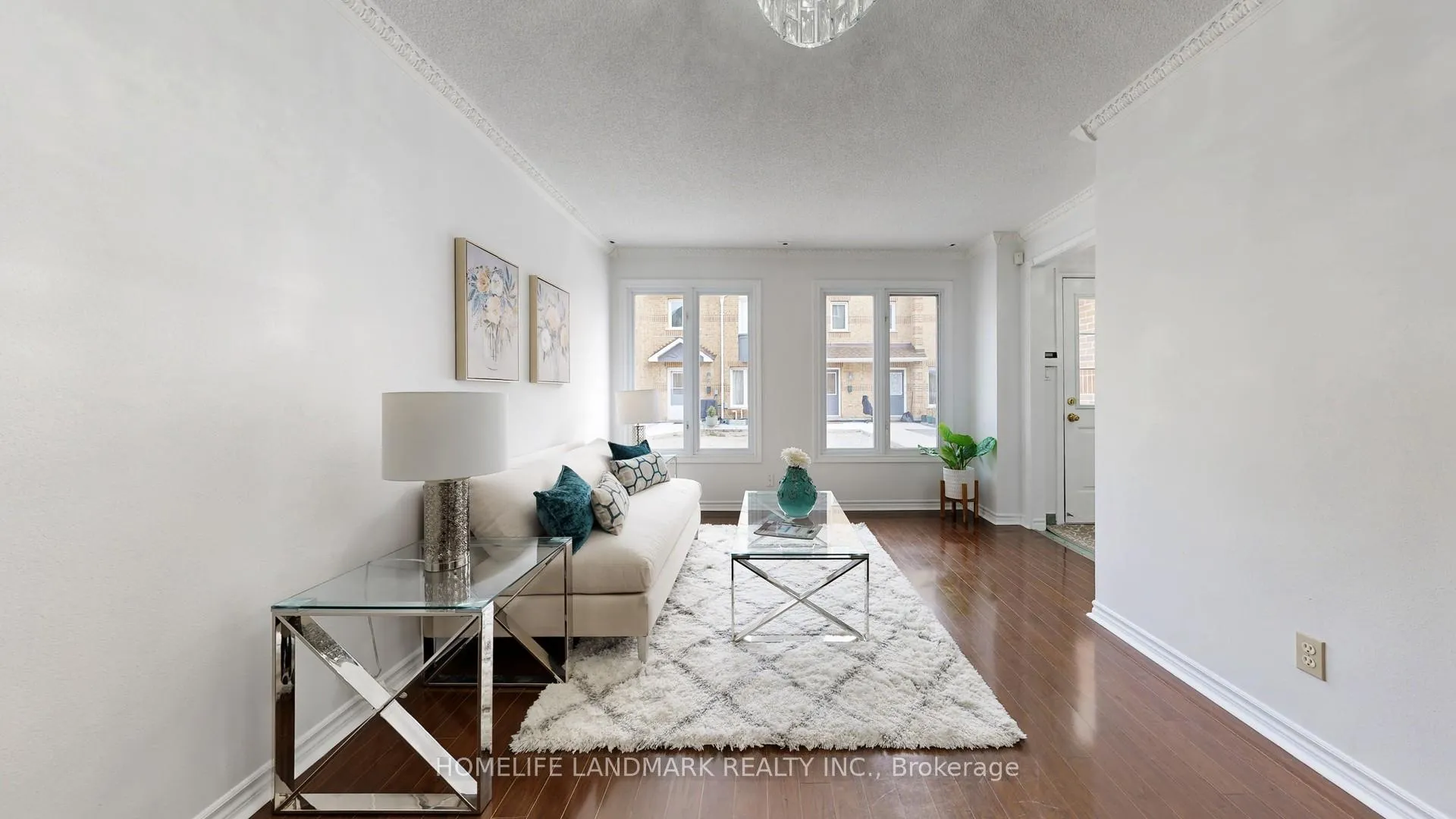Photo 5 of Unit 54, 151 Townsgate Drive, Vaughan, Crestwood-Springfarm-Yorkhill — HOMEH